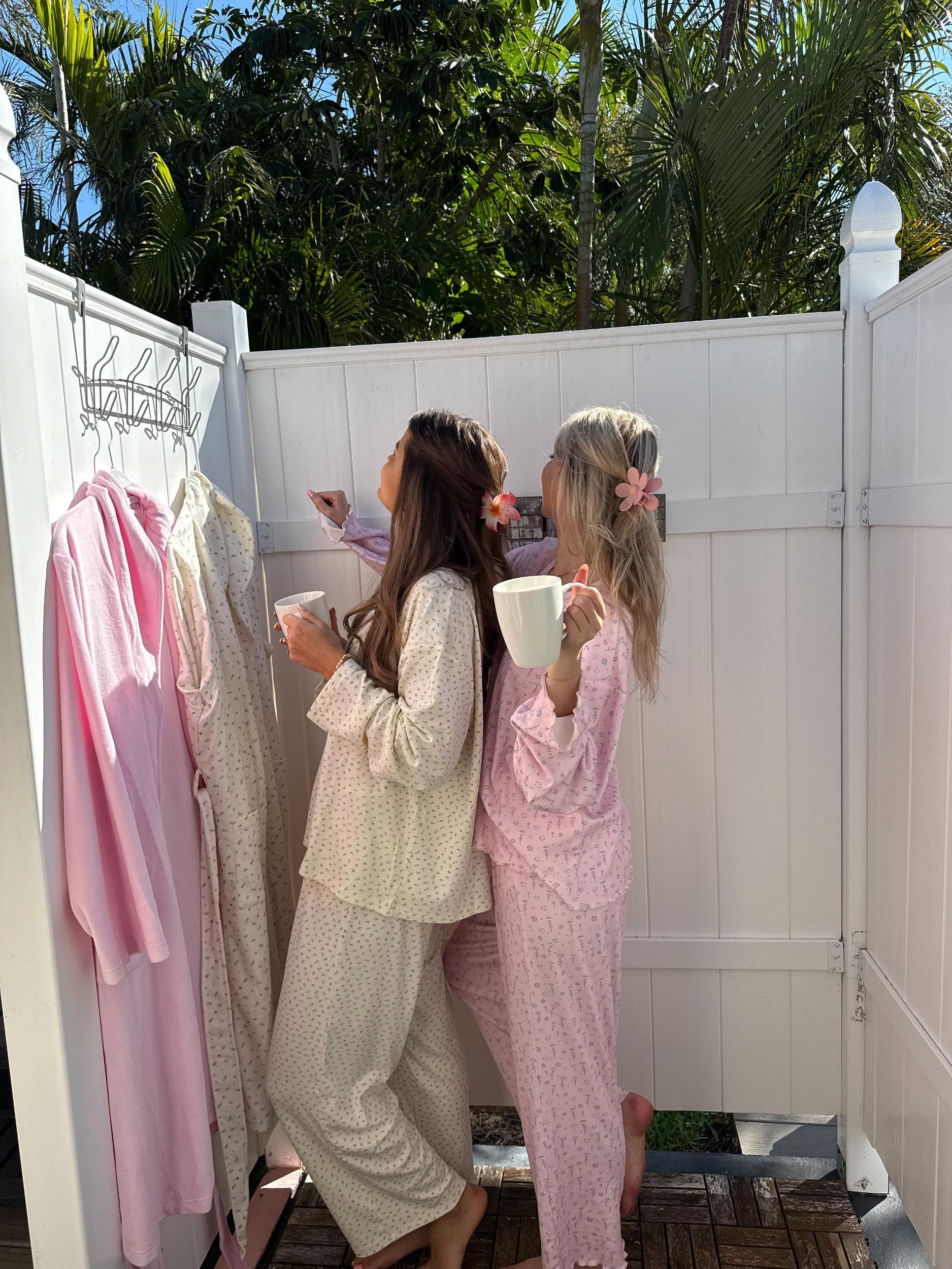 Light Pink Ditsy Floral Long Sleeve Pajama Top Product Image