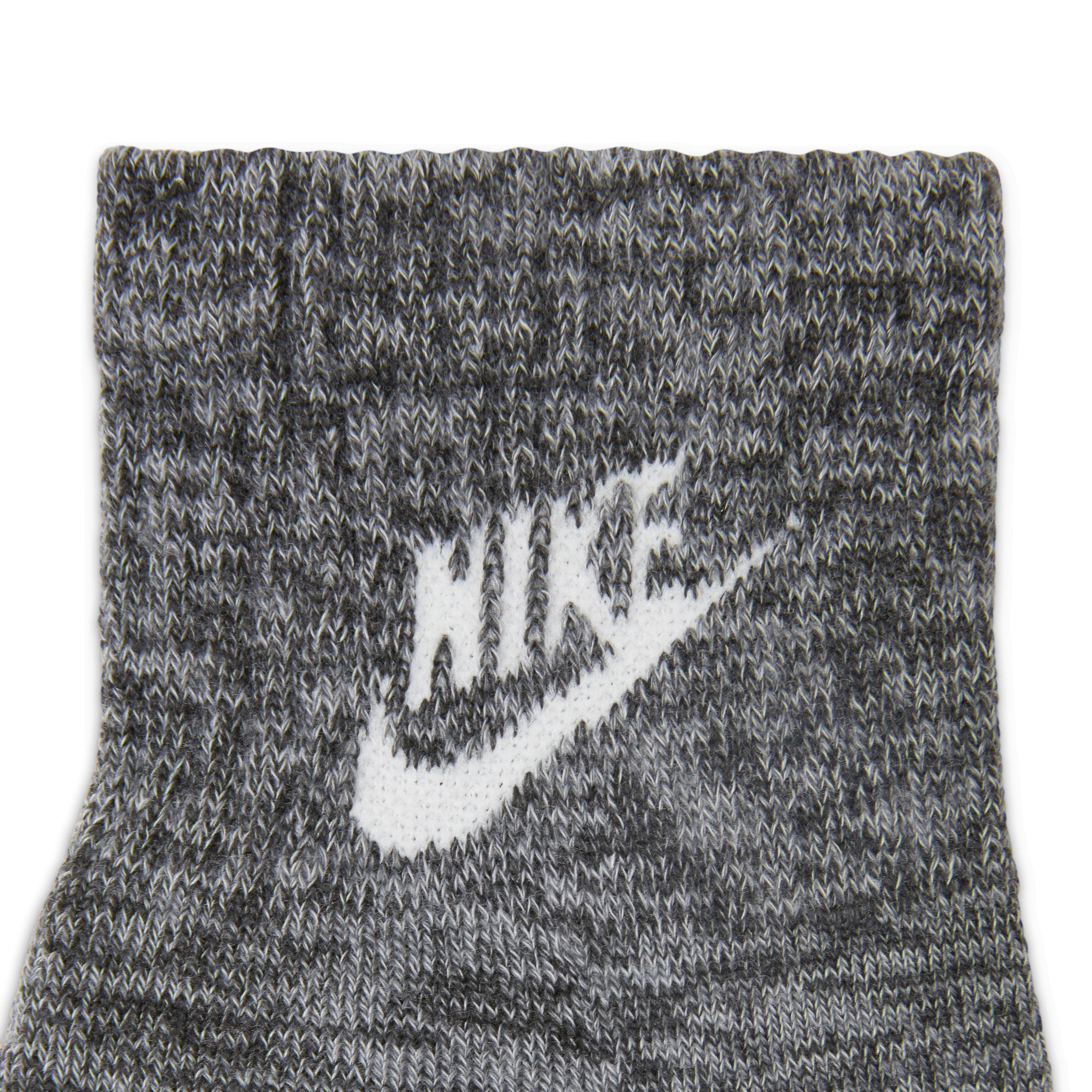 Nike Everyday Plus Cushioned Ankle Socks Product Image