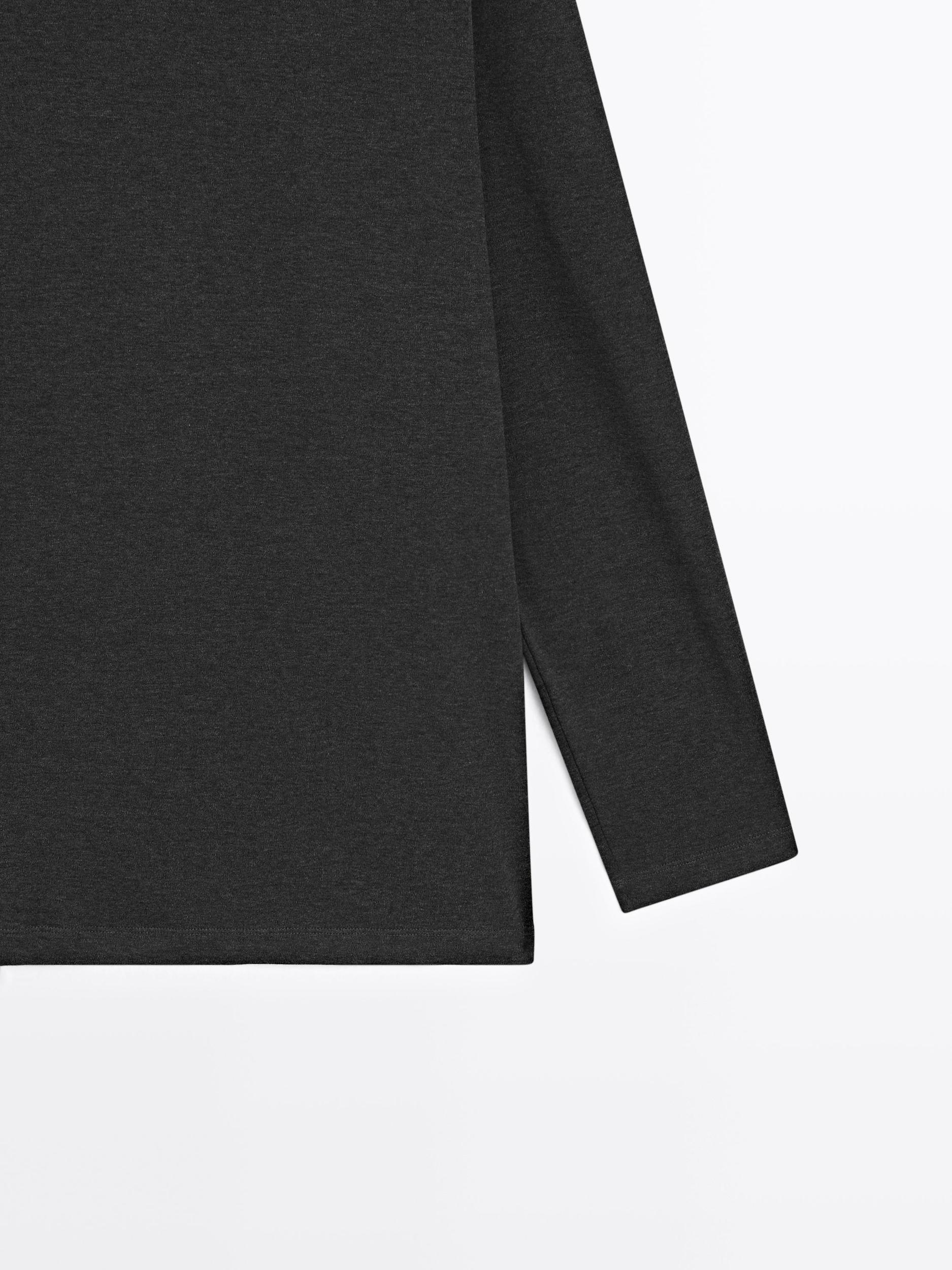 Long sleeve medium weight cotton T-shirt Product Image