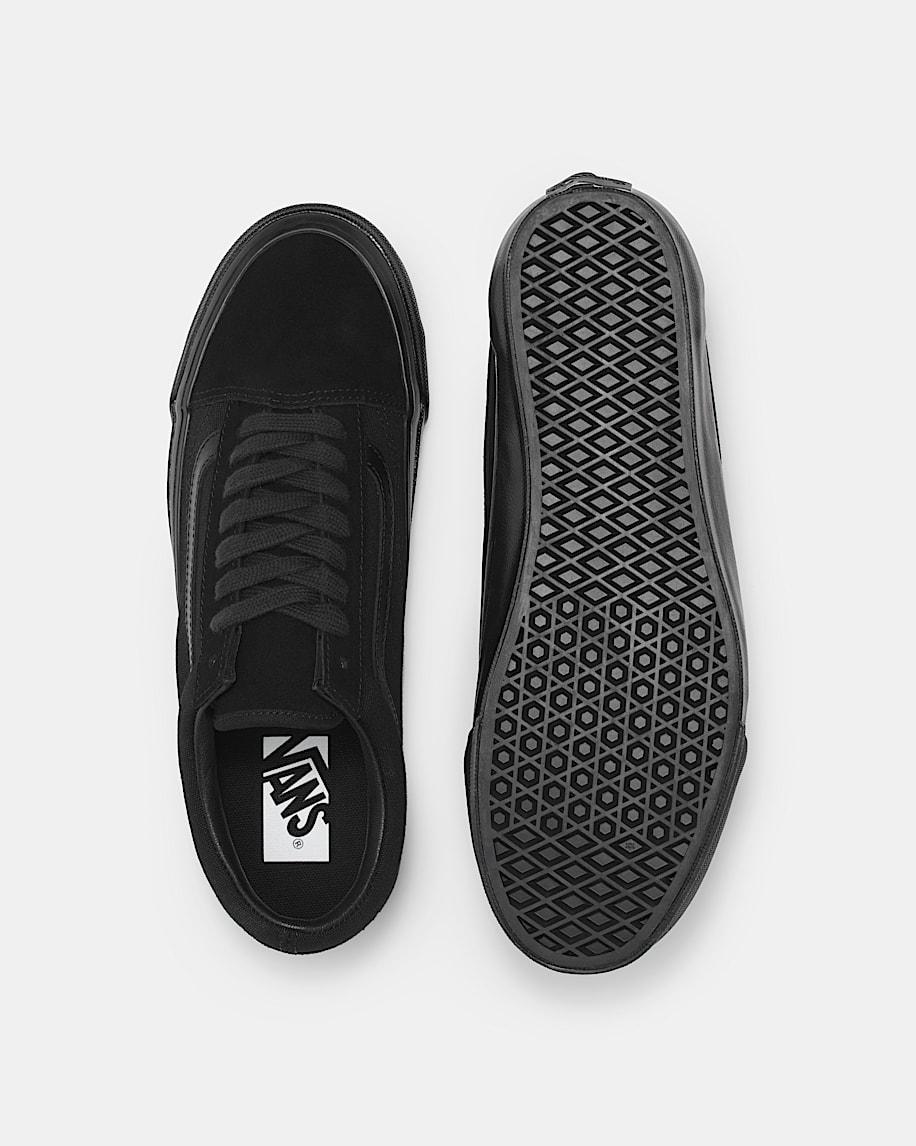 Premium Old Skool Shoe in Black / Black| Vans US Product Image