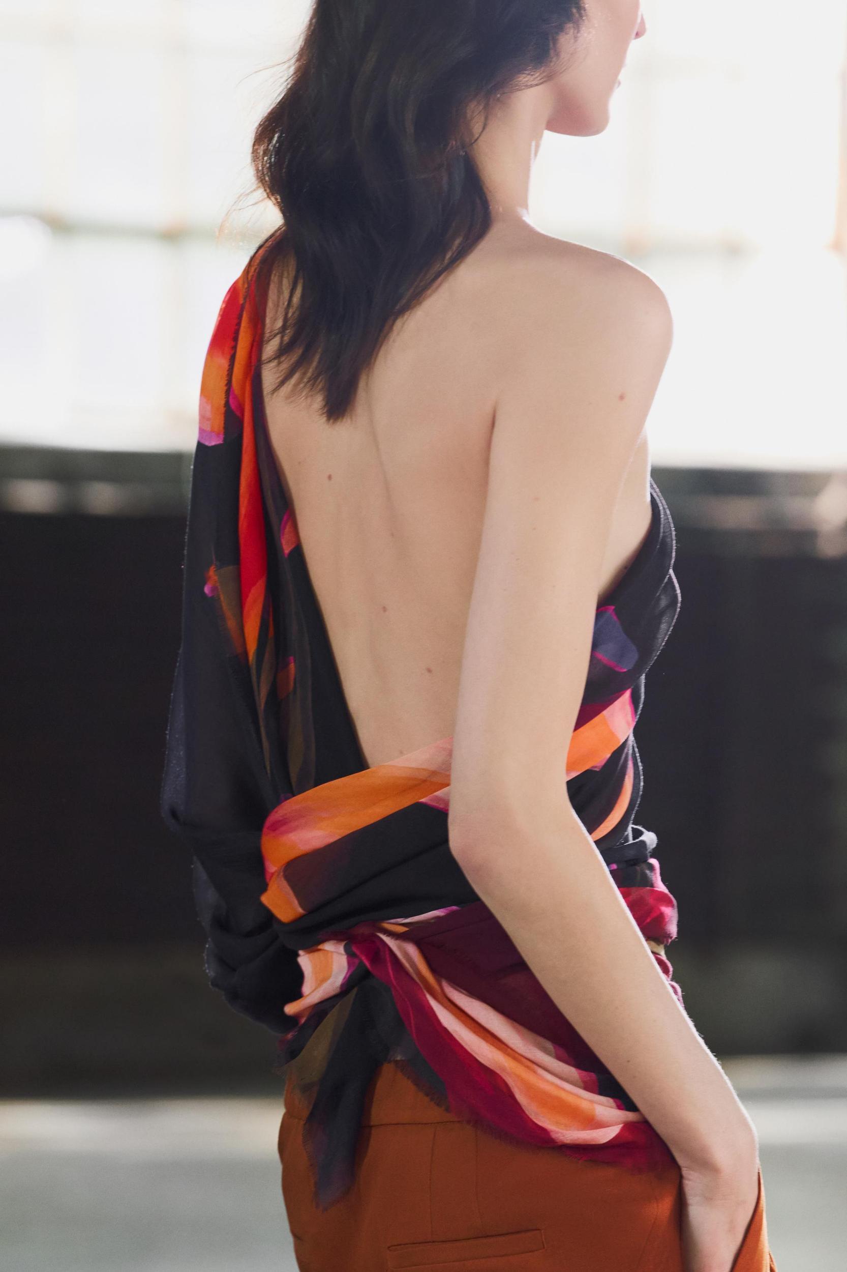 MODAL PRINT SCARF Product Image