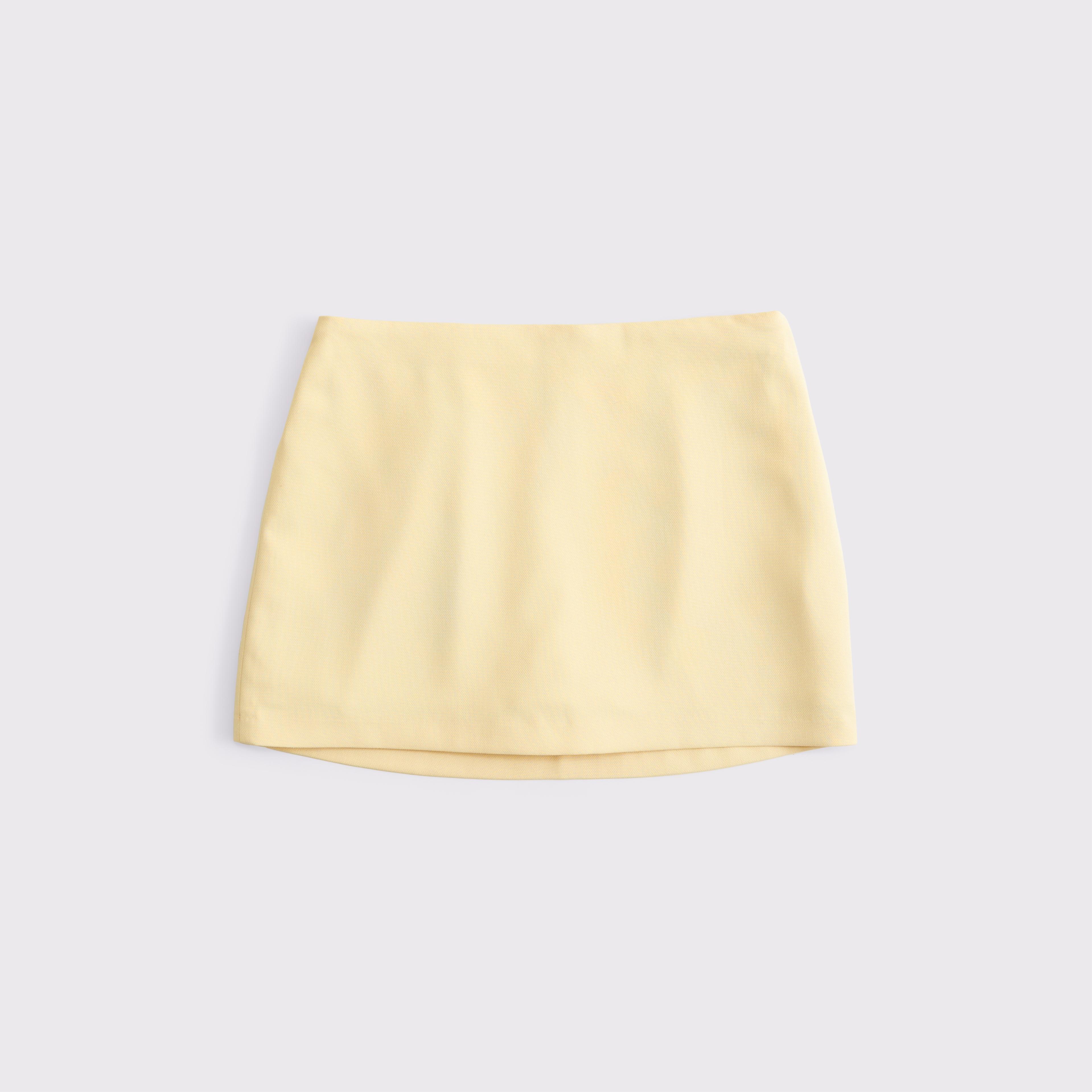 The A&F Scarlett Mid Rise Mini Skort Product Image