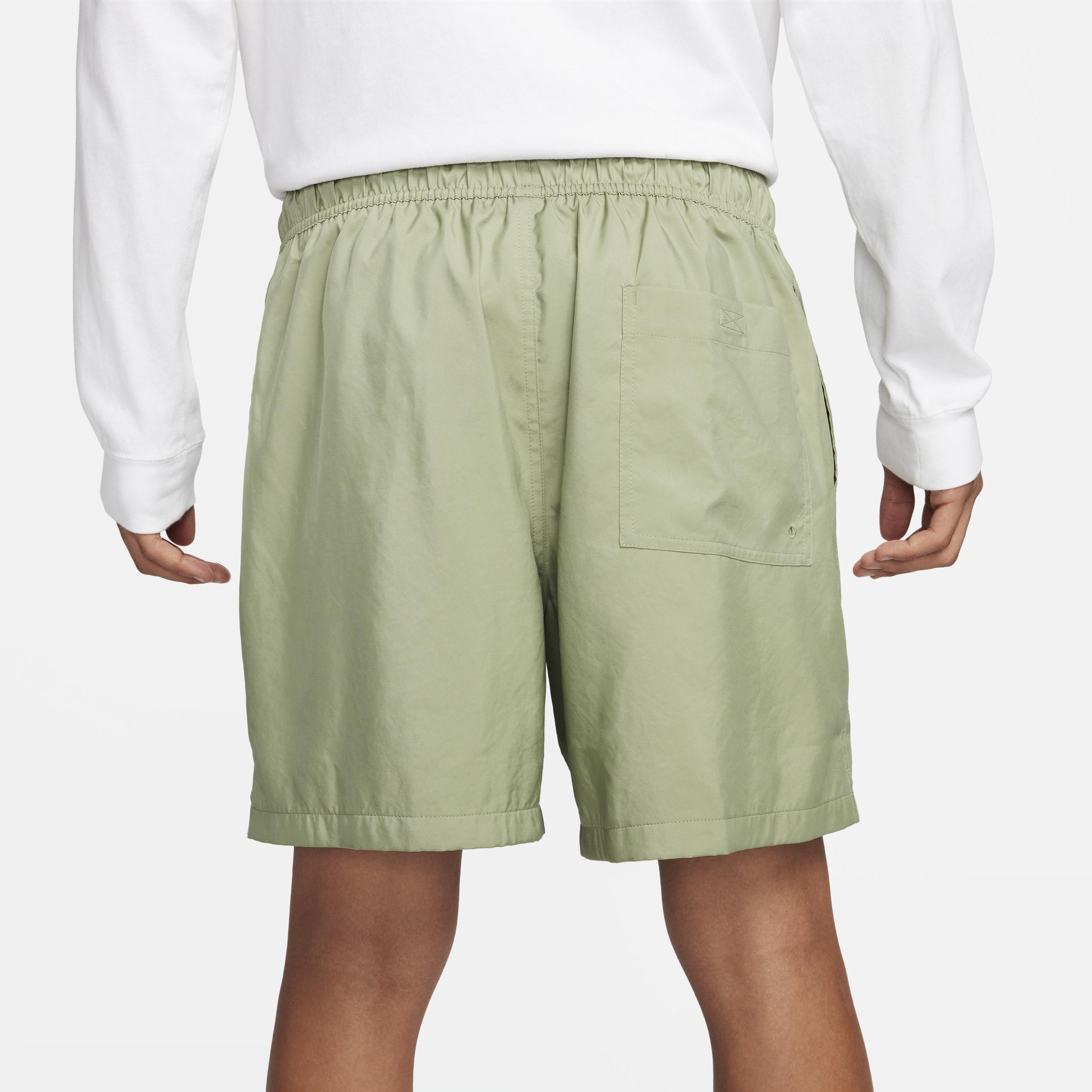 Nike Men's Club Woven Flow Shorts Product Image