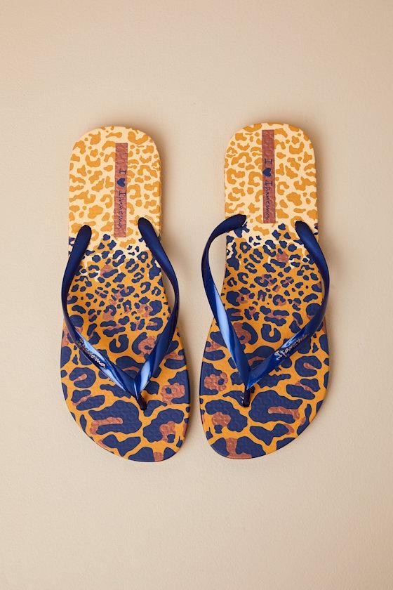 Animal Print Yellow and Pearly Blue VI Fem Flip Flops Product Image