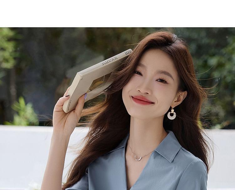 3/4-Sleeve Collared Plain Ruched Blouse Product Image