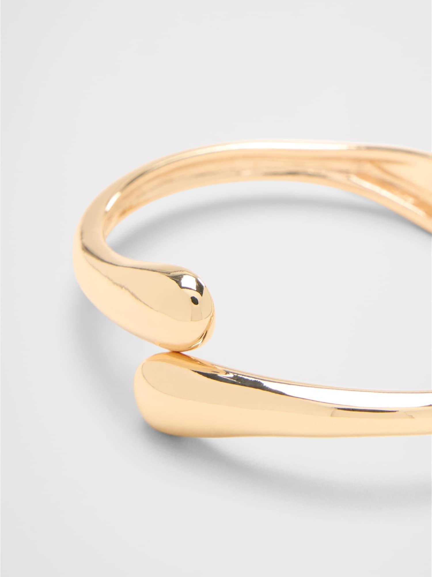 Modern Curved Cuff Product Image