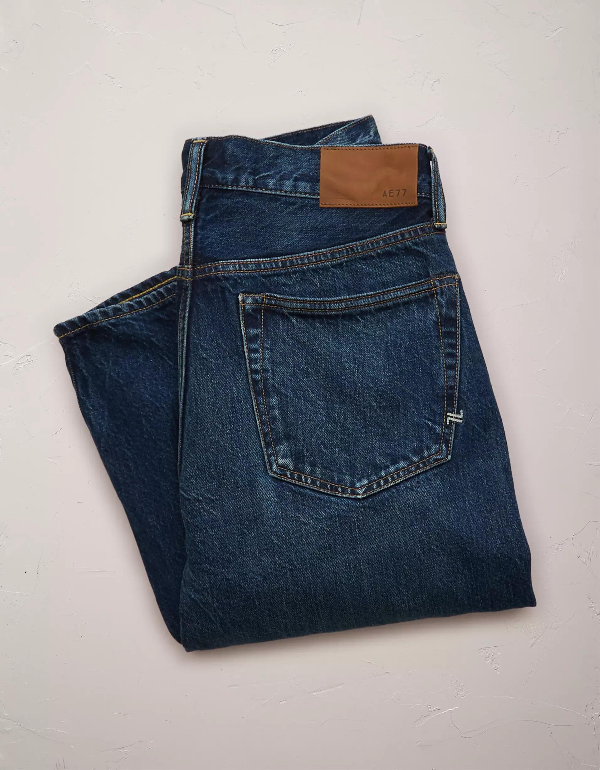 AE77 Premium Stovepipe Jean Product Image