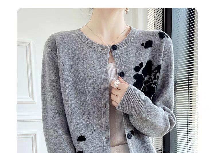 Crewneck Jacquard Cardigan Product Image