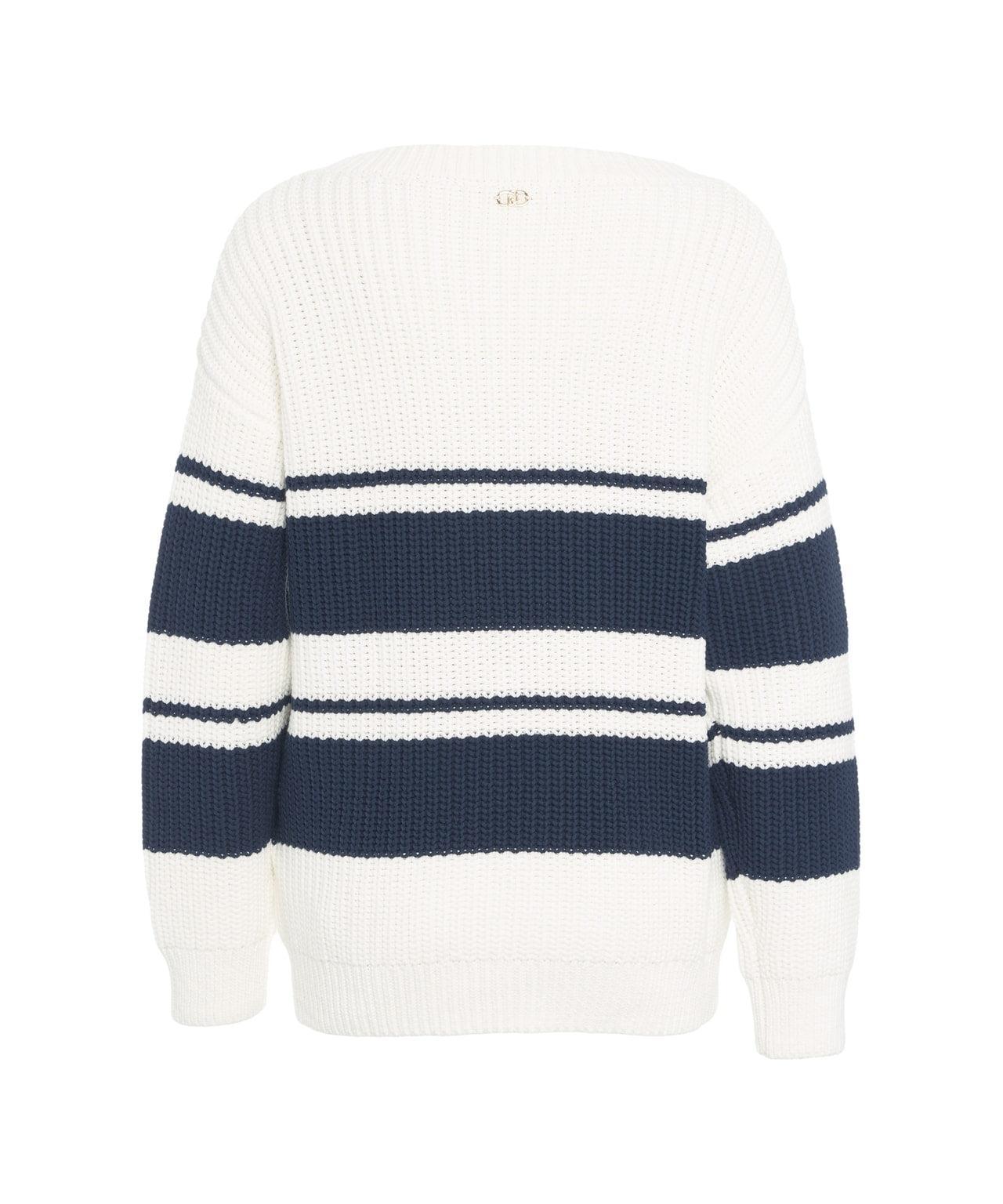 Oversize knit sweater Product Image