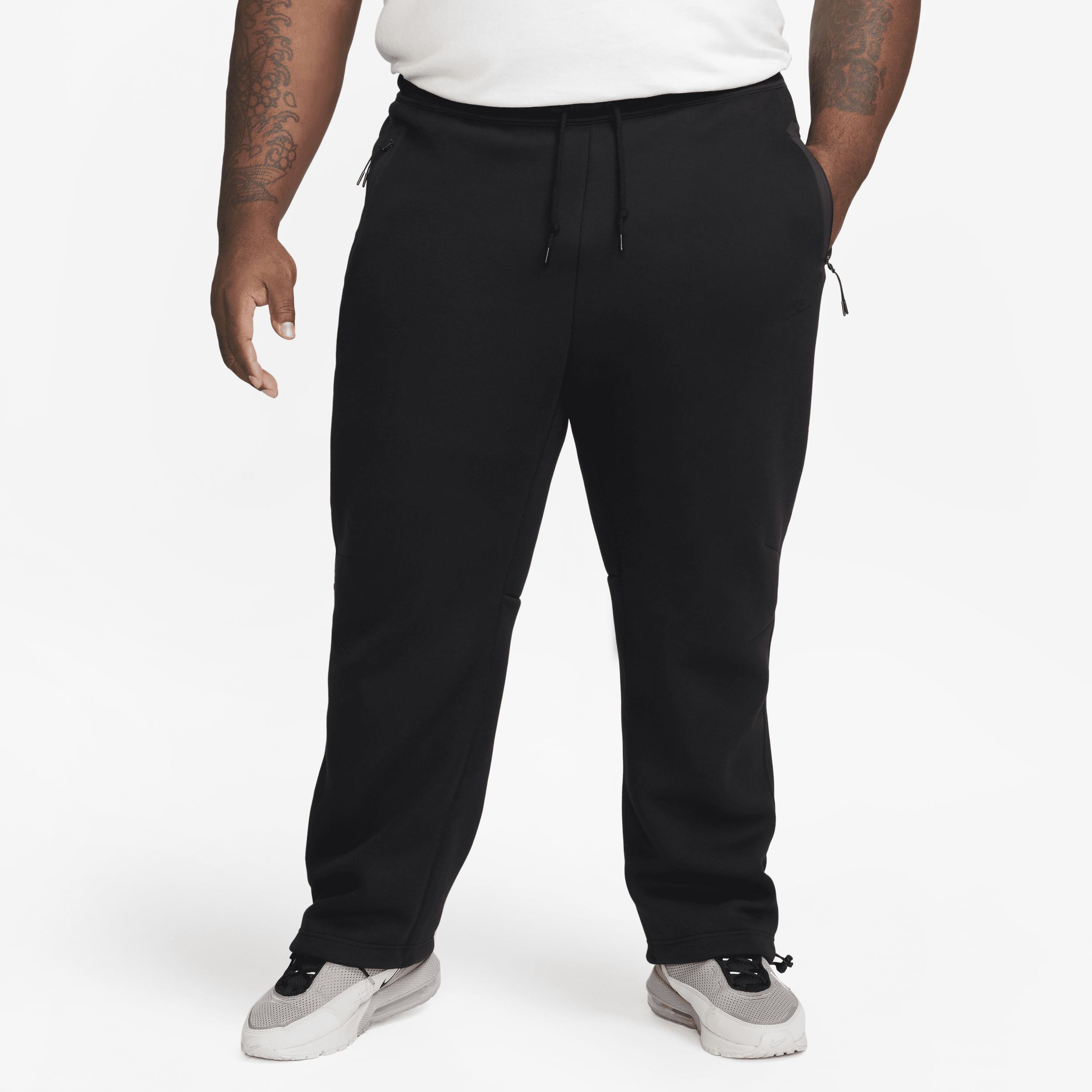 Nike Tech Fleece joggers in black Product Image