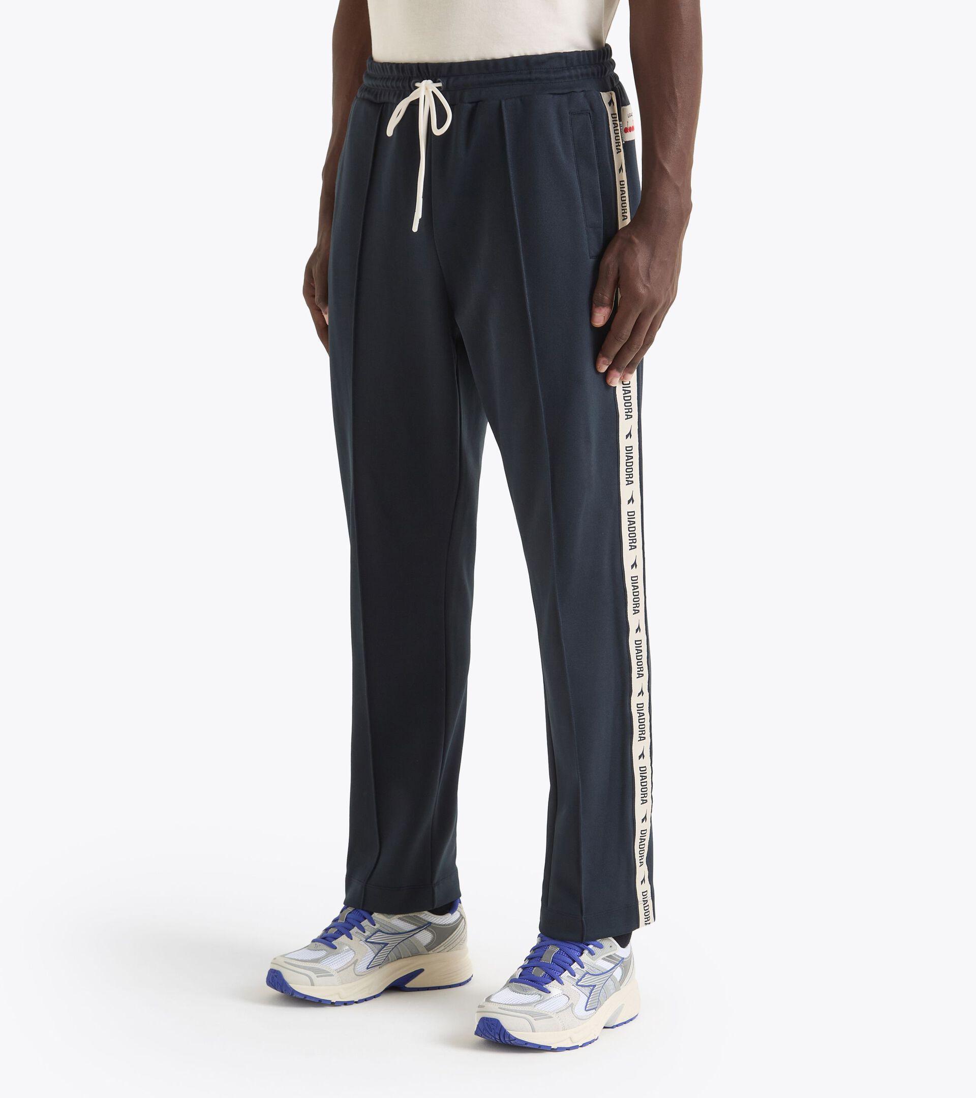 TRACK PANT LEGACY Product Image