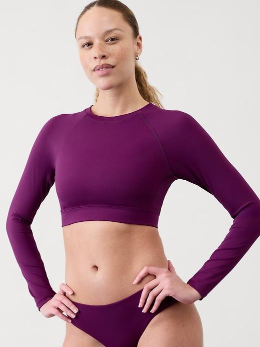 Crop Rashguard Product Image