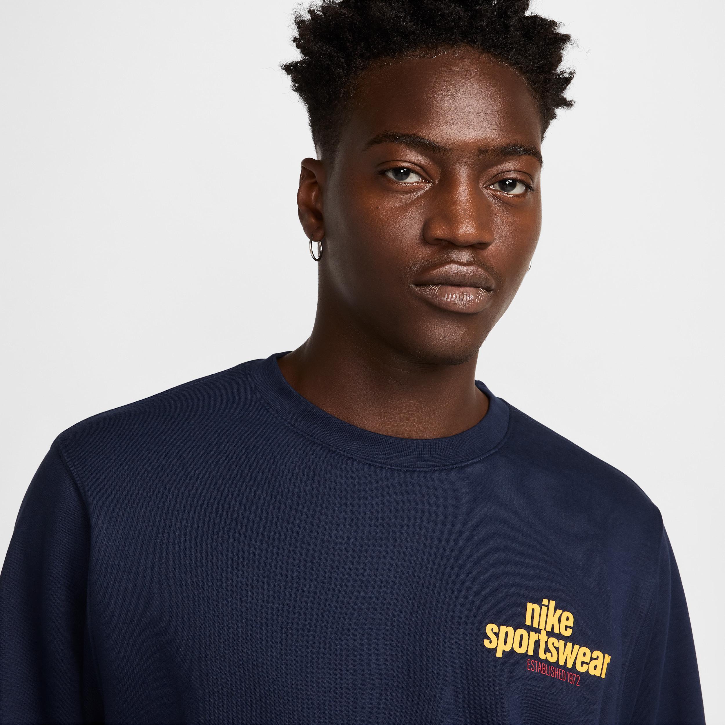 Nike Club Men's Fleece Crew Product Image