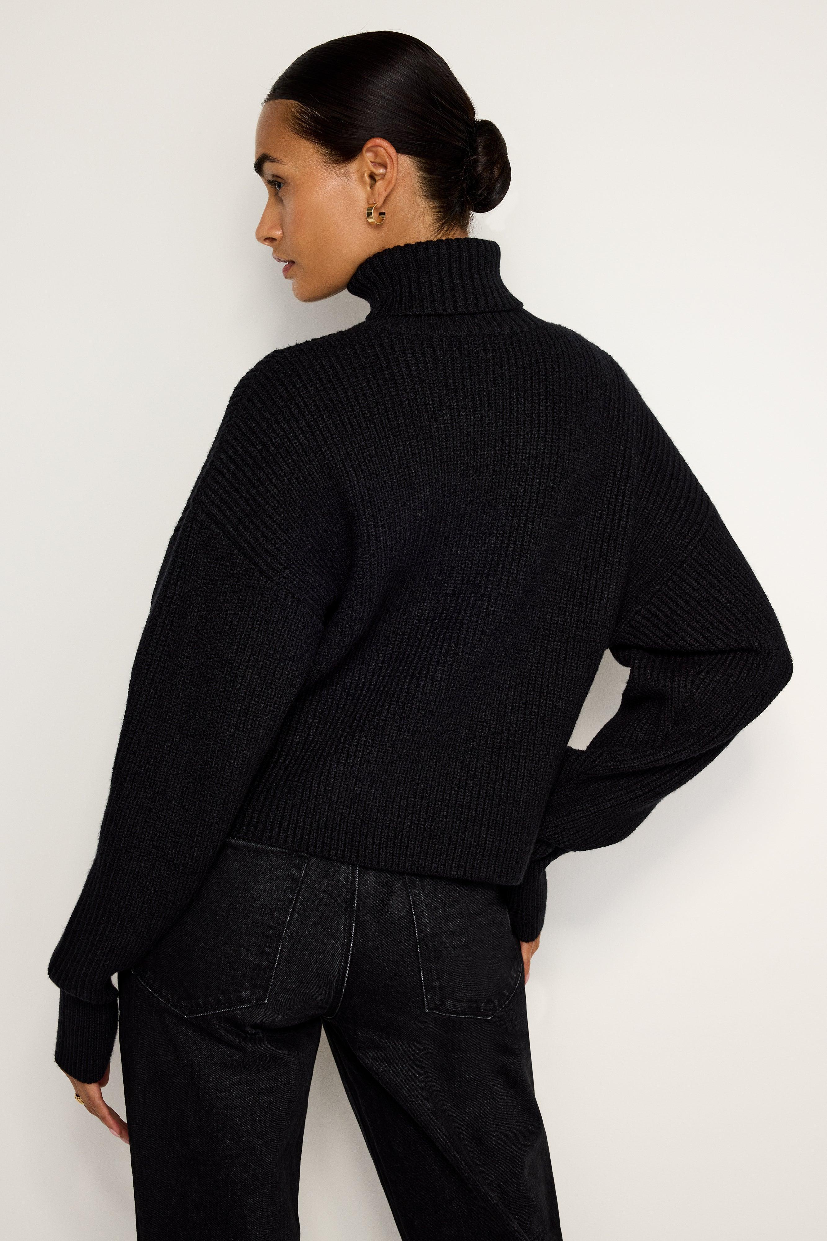 COZY RIBBED TURTLENECK | BLACK001 Product Image