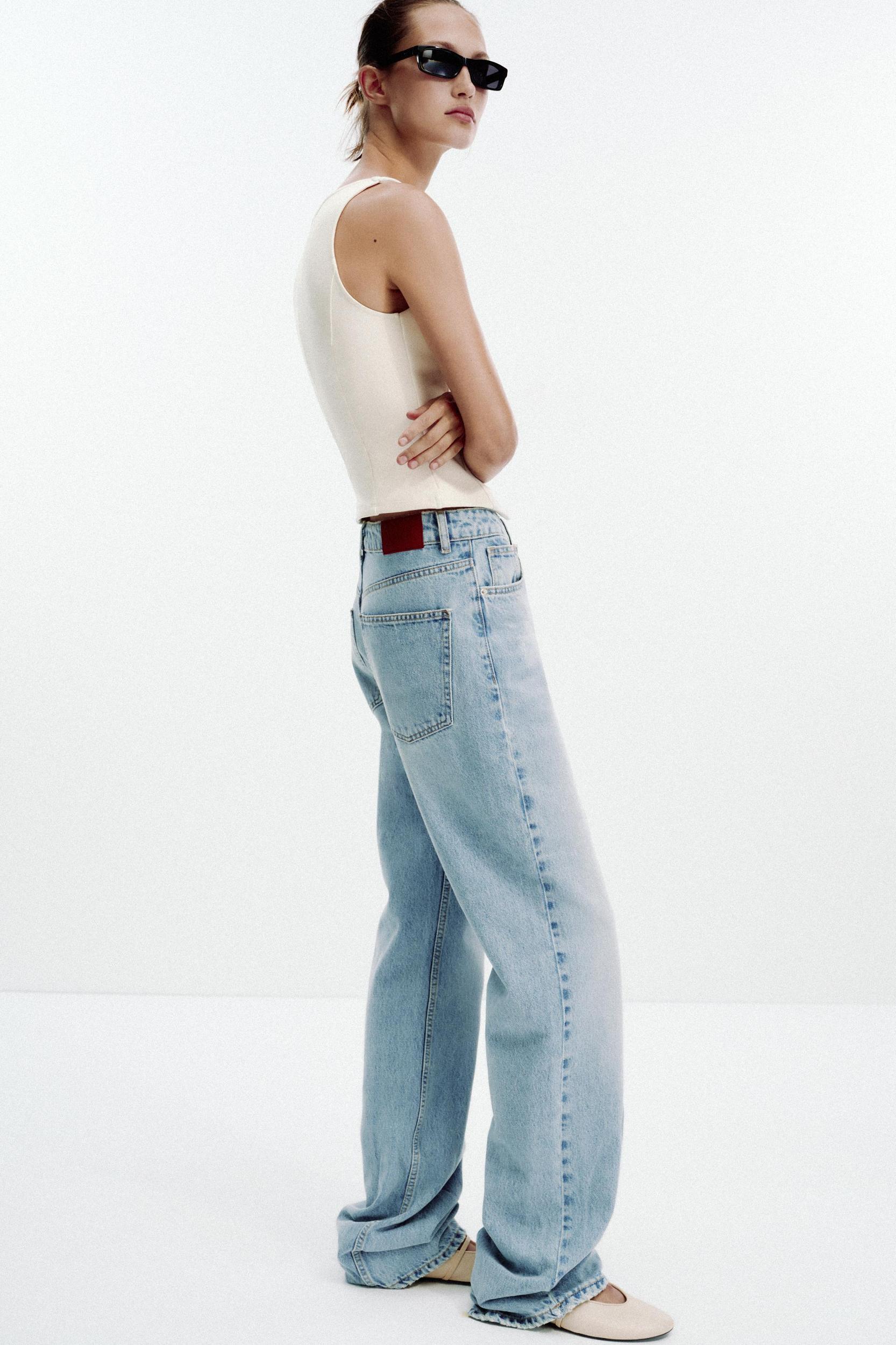 V-NECK INTERLOCK TOP Product Image