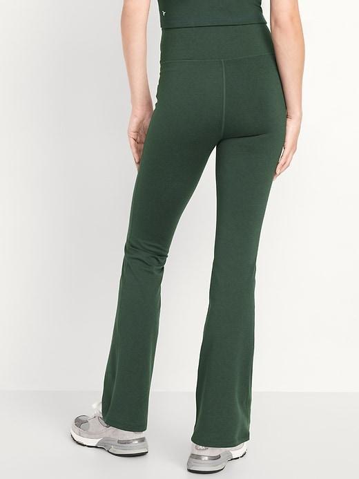 Extra High-Waisted CloudComfy Boot-Cut Leggings Product Image