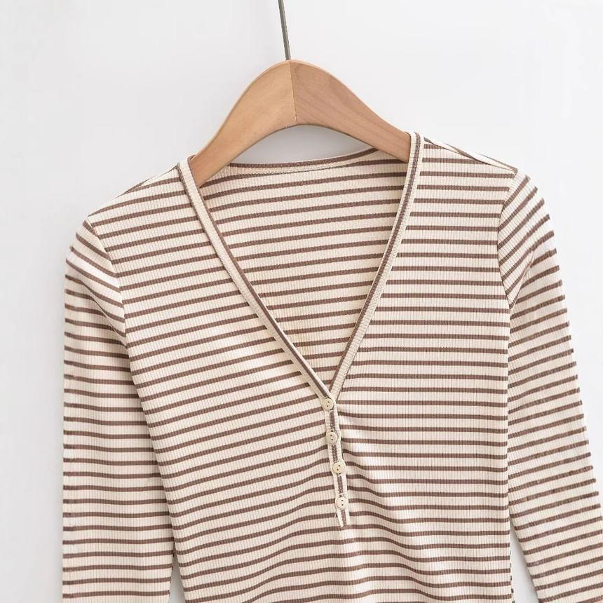 Long-Sleeve V-Neck Striped Tee Product Image