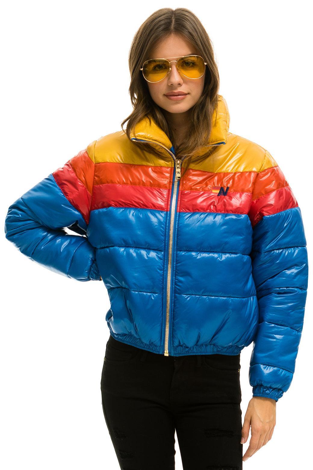 COLOR BLOCK LUXE APRES PUFFER JACKET -  GLOSSY SNORKEL BLUE Female Product Image