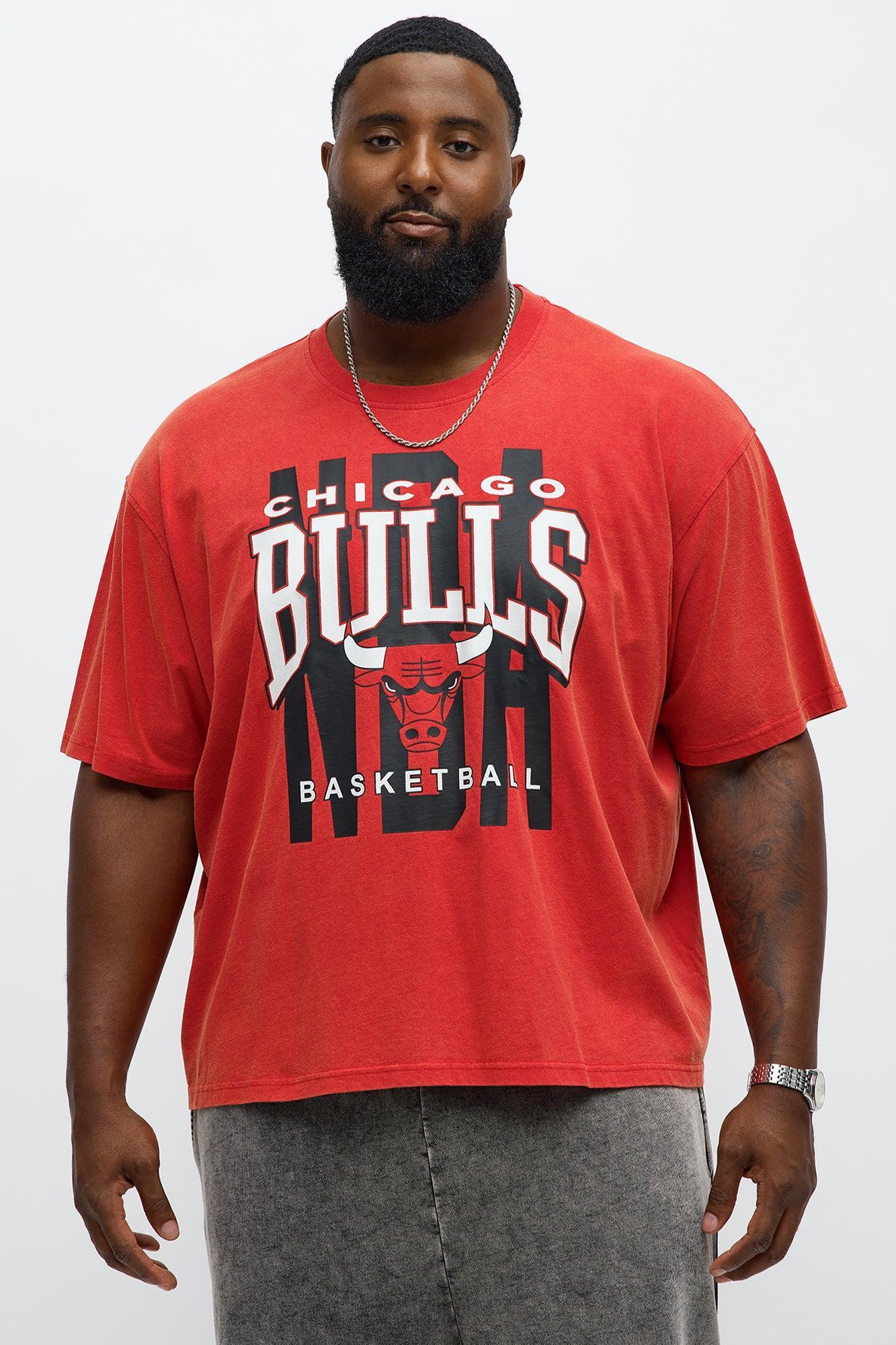 Bulls Oversized Short Sleeve Tee - Red Male Product Image