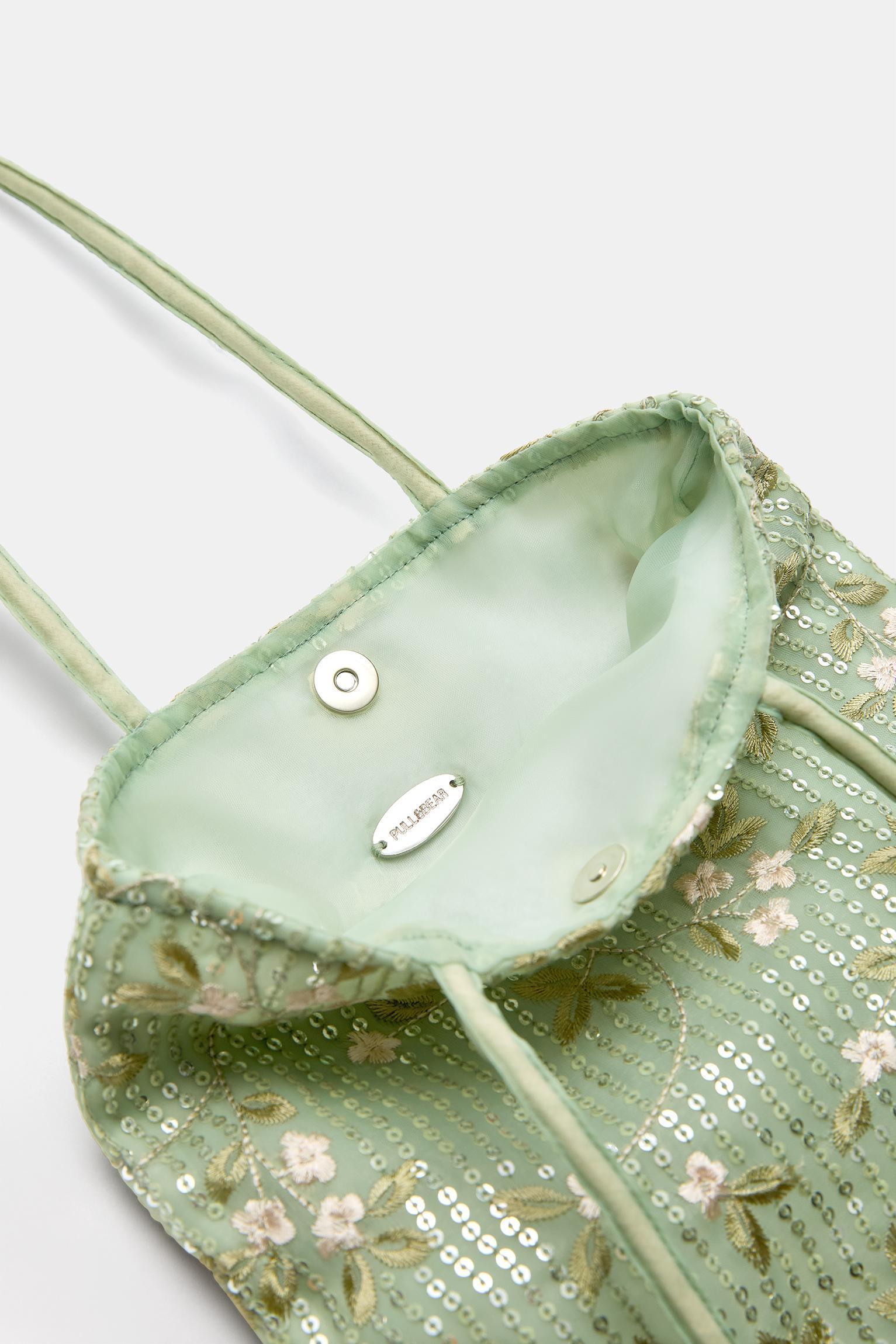 Floral handbag with beading Product Image