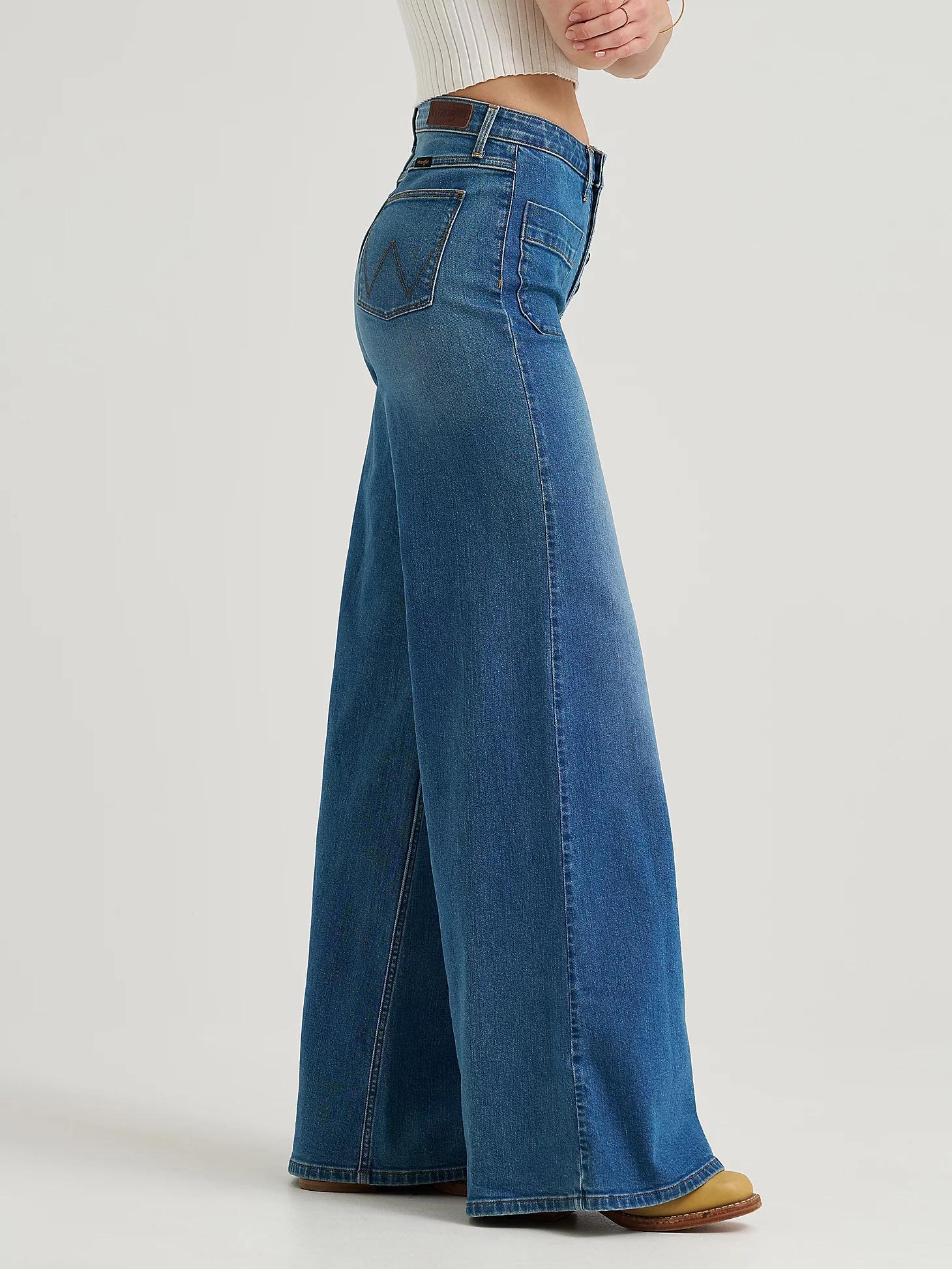 Women's Patch Pocket Wide Leg Jean in Carolina Product Image