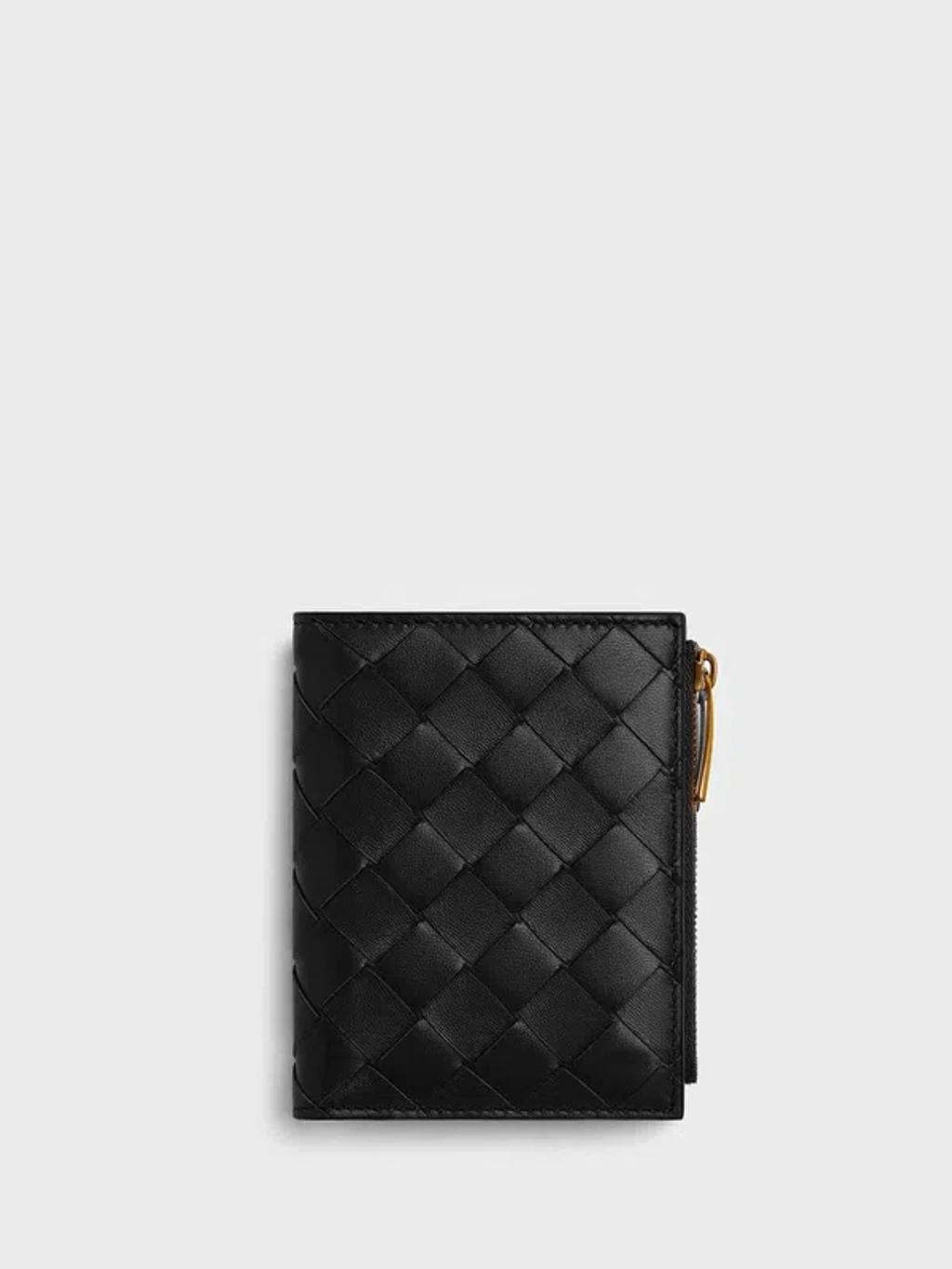 BOTTEGA VENETA Portafoglio Intrecciato Bi-fold Piccolo Con Zip In Black Product Image