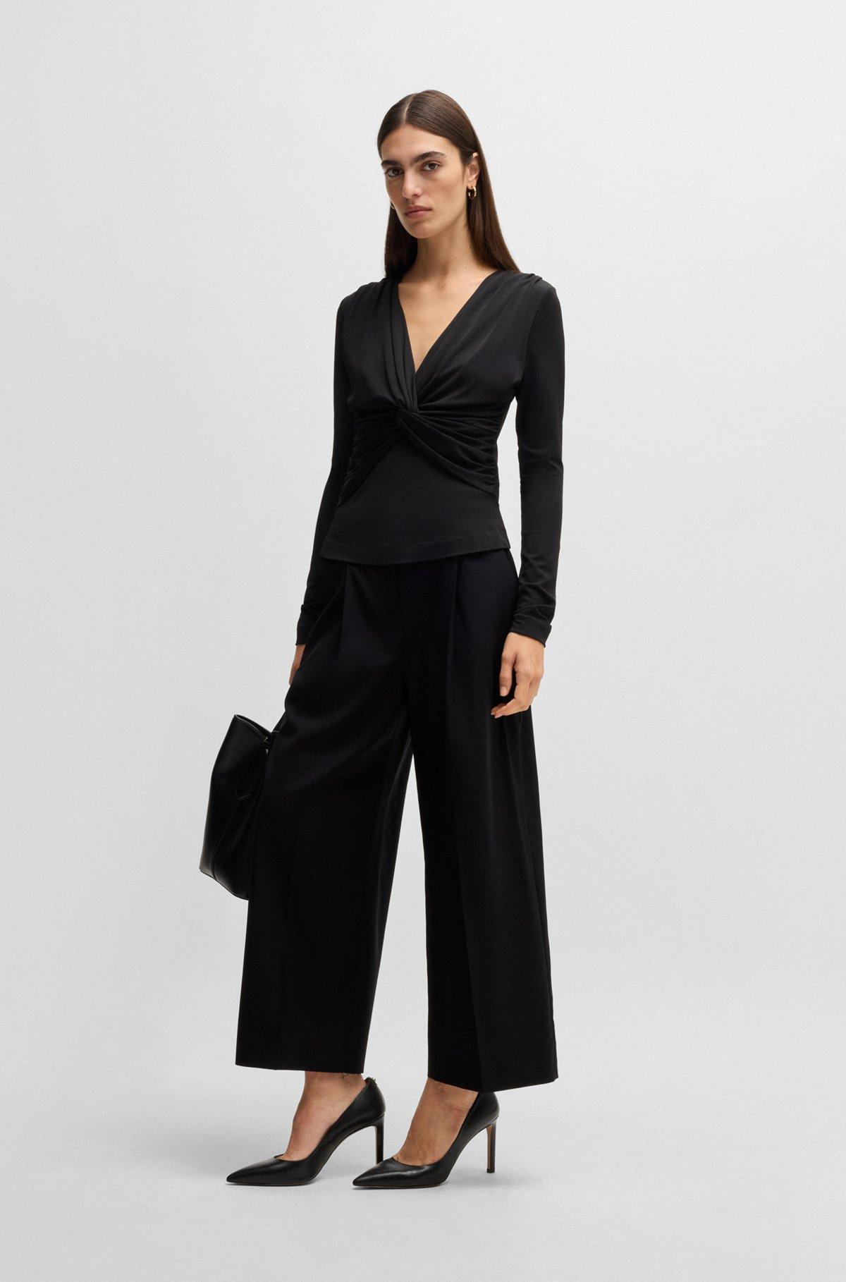 Regular-fit high-waisted trousers in wool Product Image