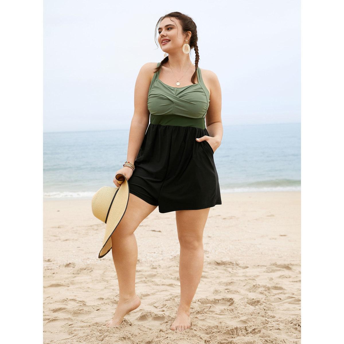 Plus Size Patchwork Contrast Crossover One Piece Swimsuit Women's Swimwear ArmyGreen Resort Twist Curve Bathing Suits High stretch One Pieces BloomChic 12/L Product Image