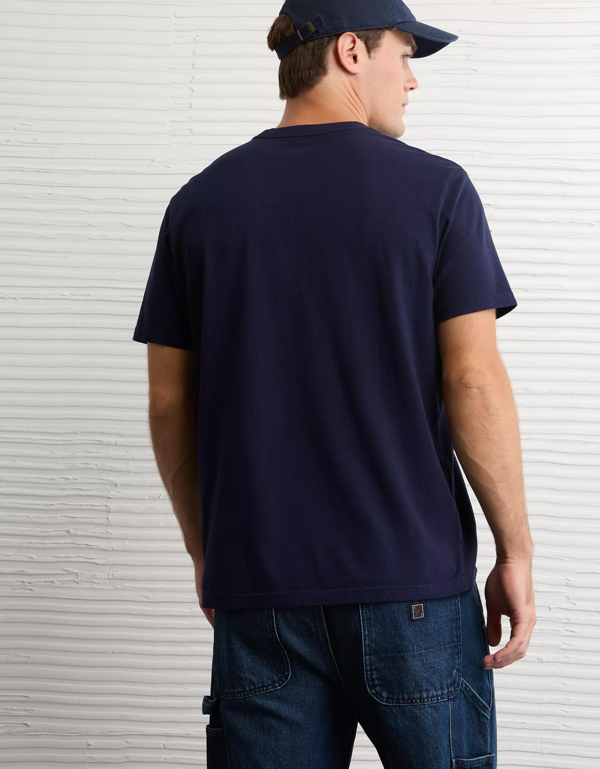 AE Boxy Graphic T-Shirt Product Image