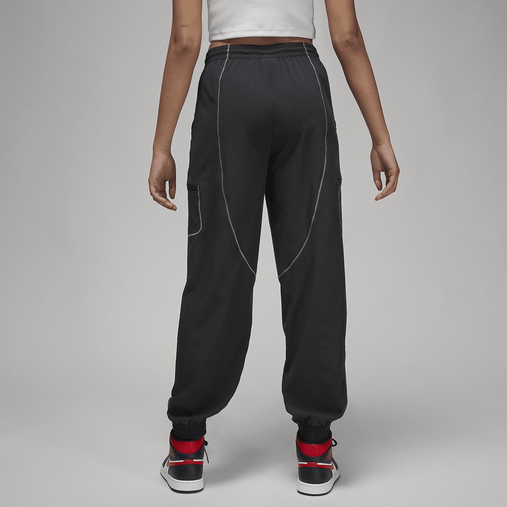 Womens Jordan Sport Tunnel Pants | FB4659-010 Product Image