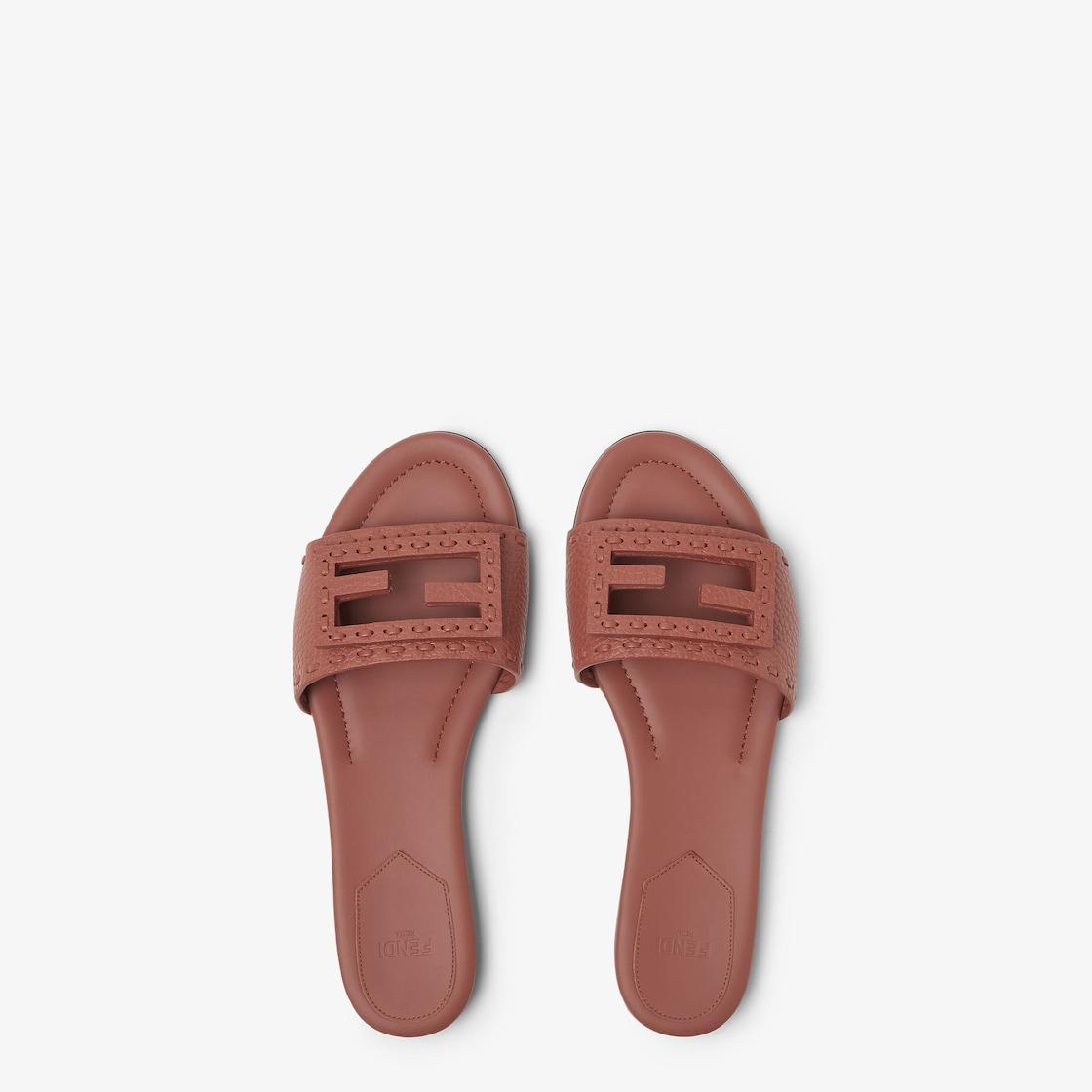 BaguetteSienna leather slides Product Image