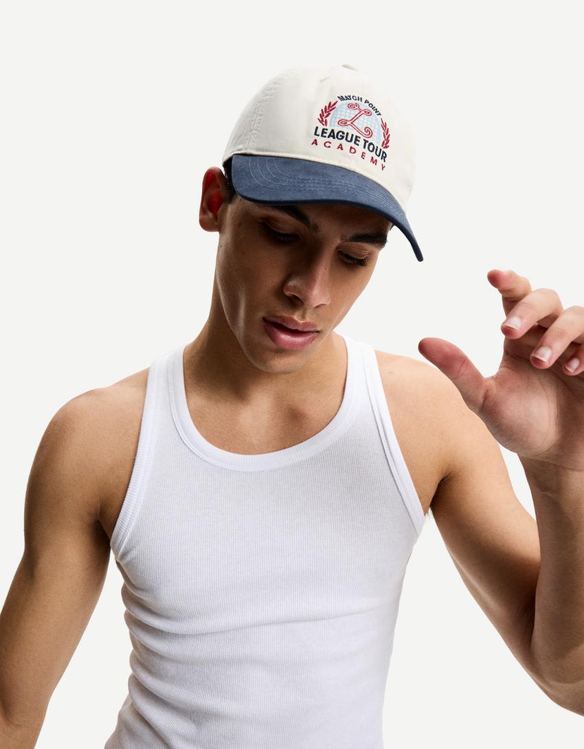 Embroidered cap Product Image