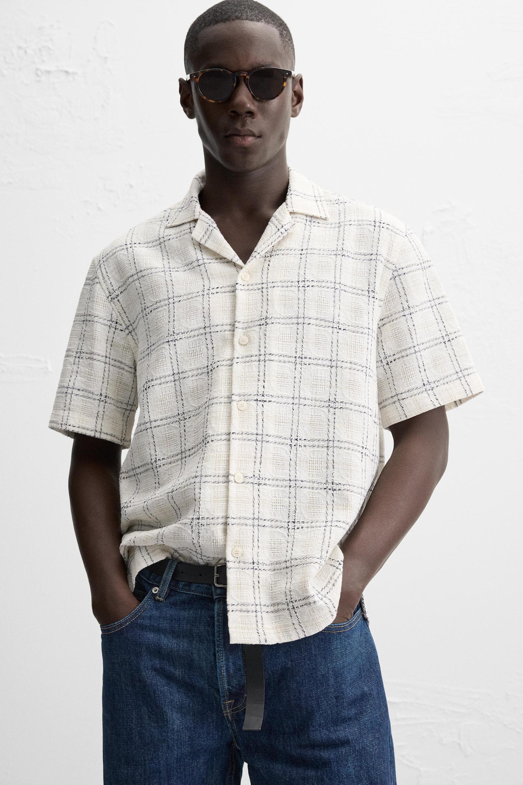 CONTRASTING TEXTURED WEAVE SHIRT Product Image
