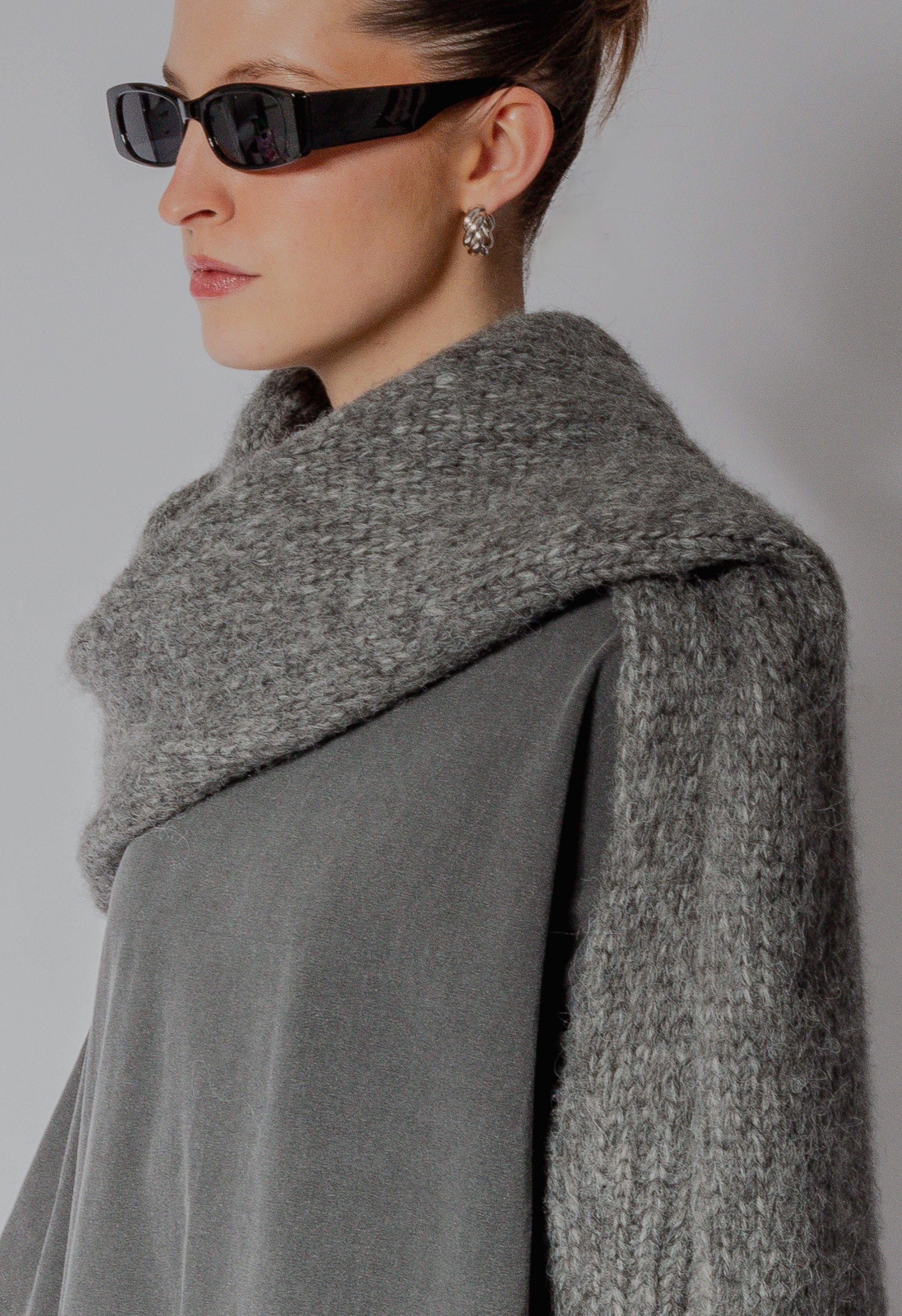 Grey Knit One-Arm Scarf Product Image