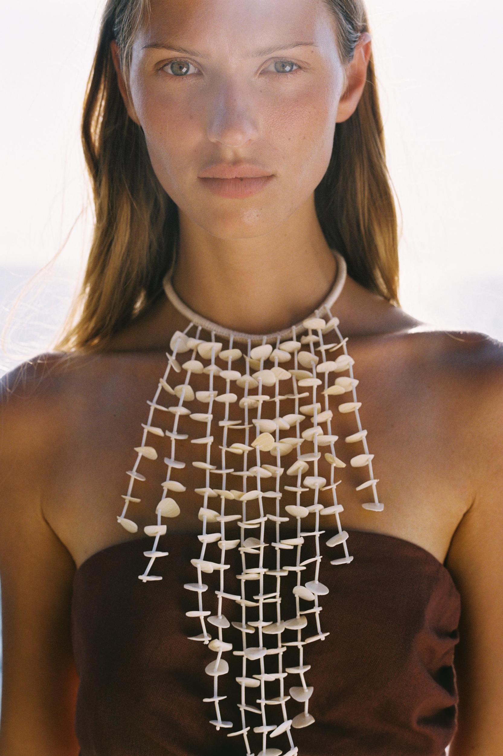 LINEN SHORT JUMPSUIT Product Image