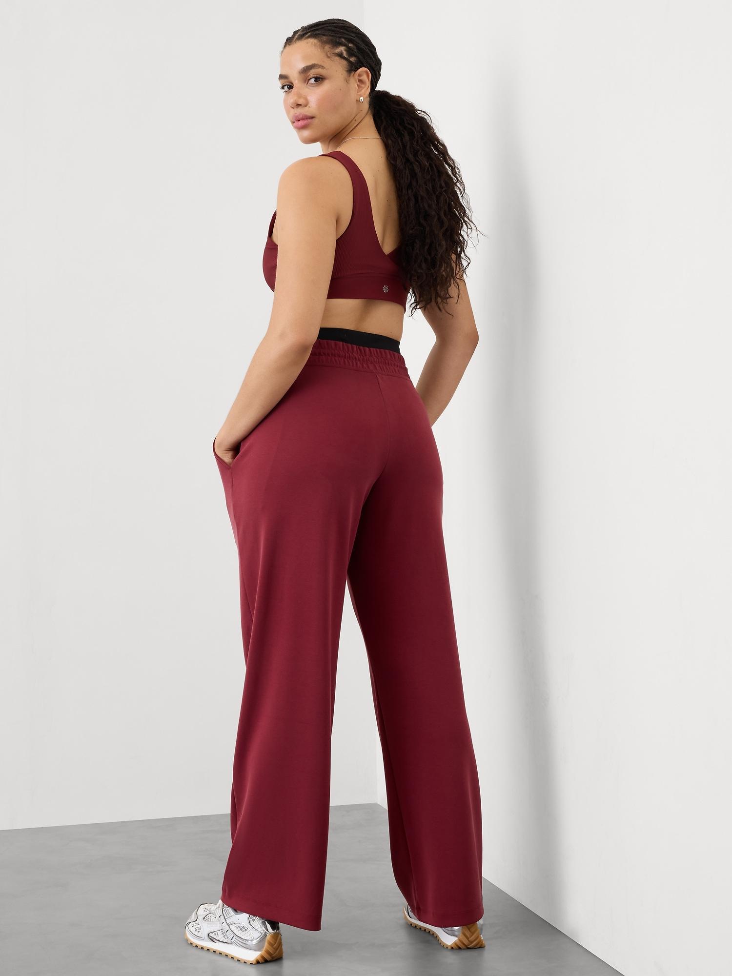 Seasoft Mid Rise Straight Pant Product Image