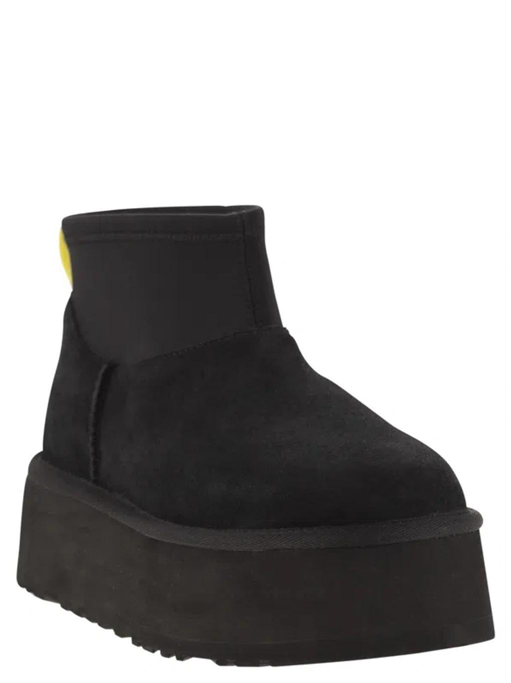 UGG Classic Mini Dipper Shoes In Black Product Image