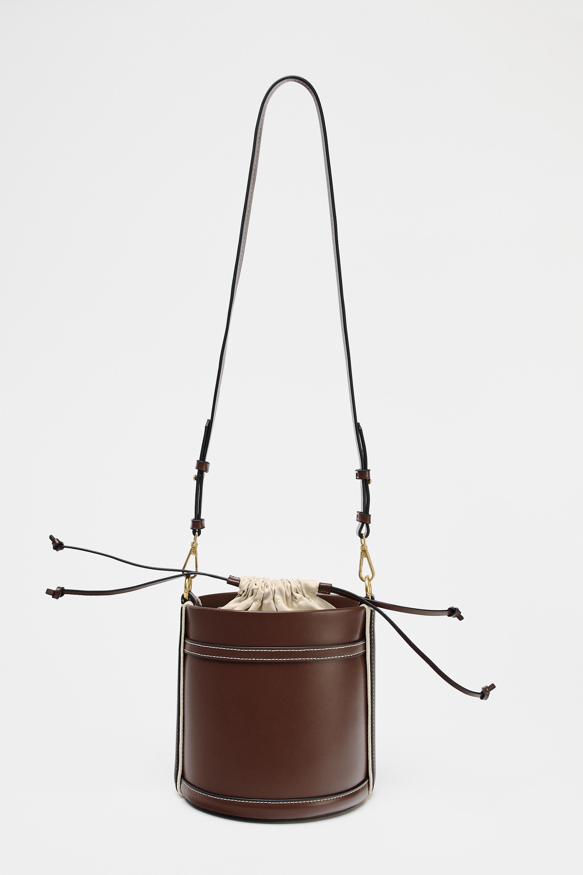 DOUBLE STRAP BUCKET BAG Product Image