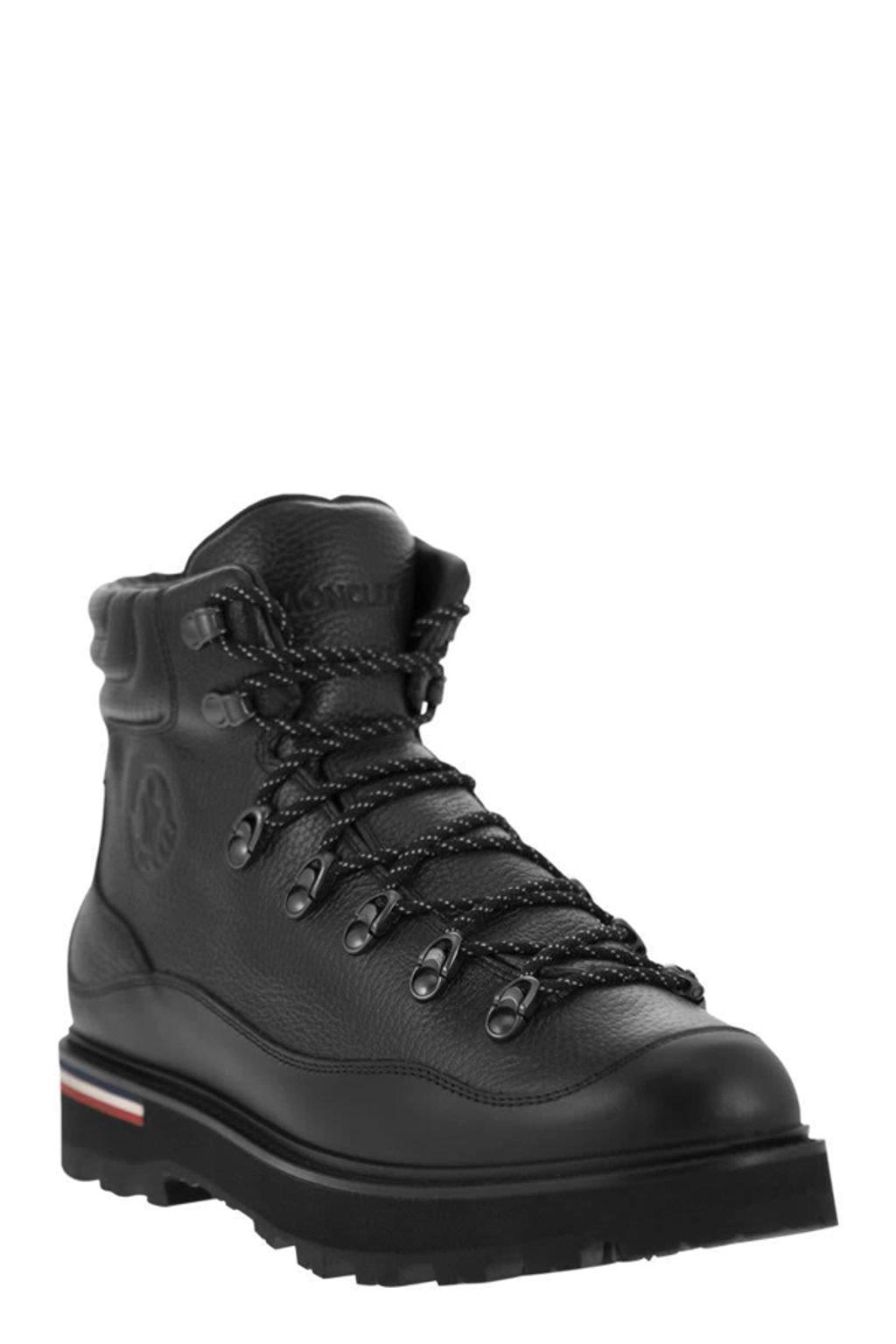 Peka Trek Hiking Boots In All Black Product Image