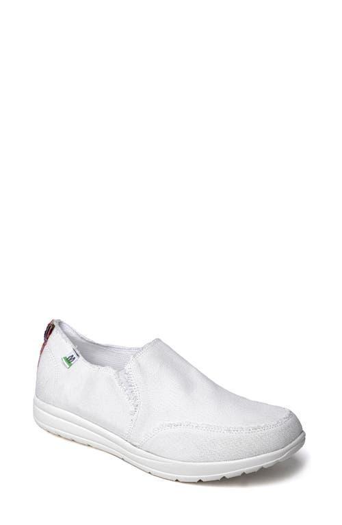 Minnetonka Womens Expanse Slip-on Shoes Product Image