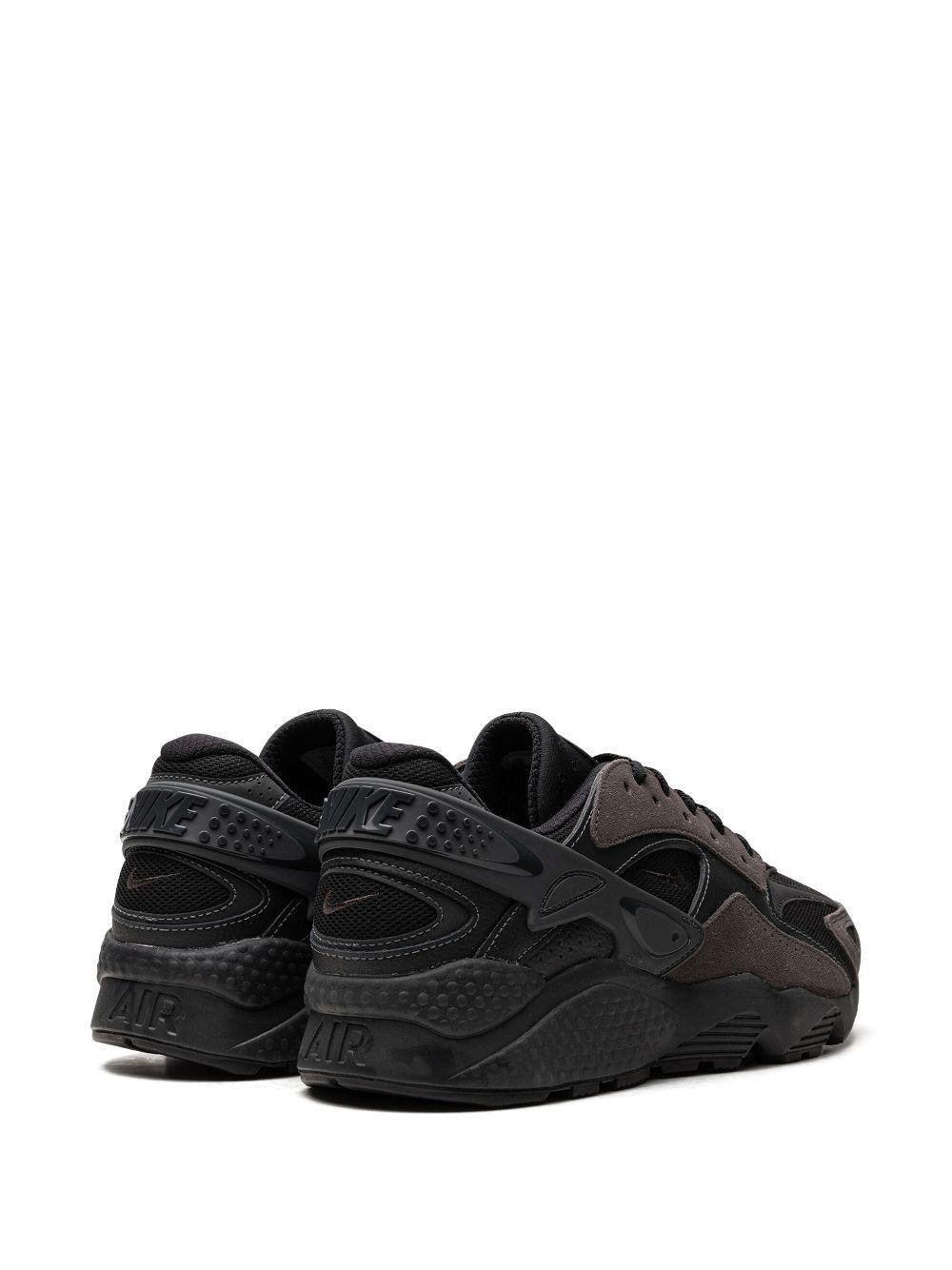 NIKE Air Huarache Runner Men's Low Shoe Black/medium Ash/anthracite Product Image