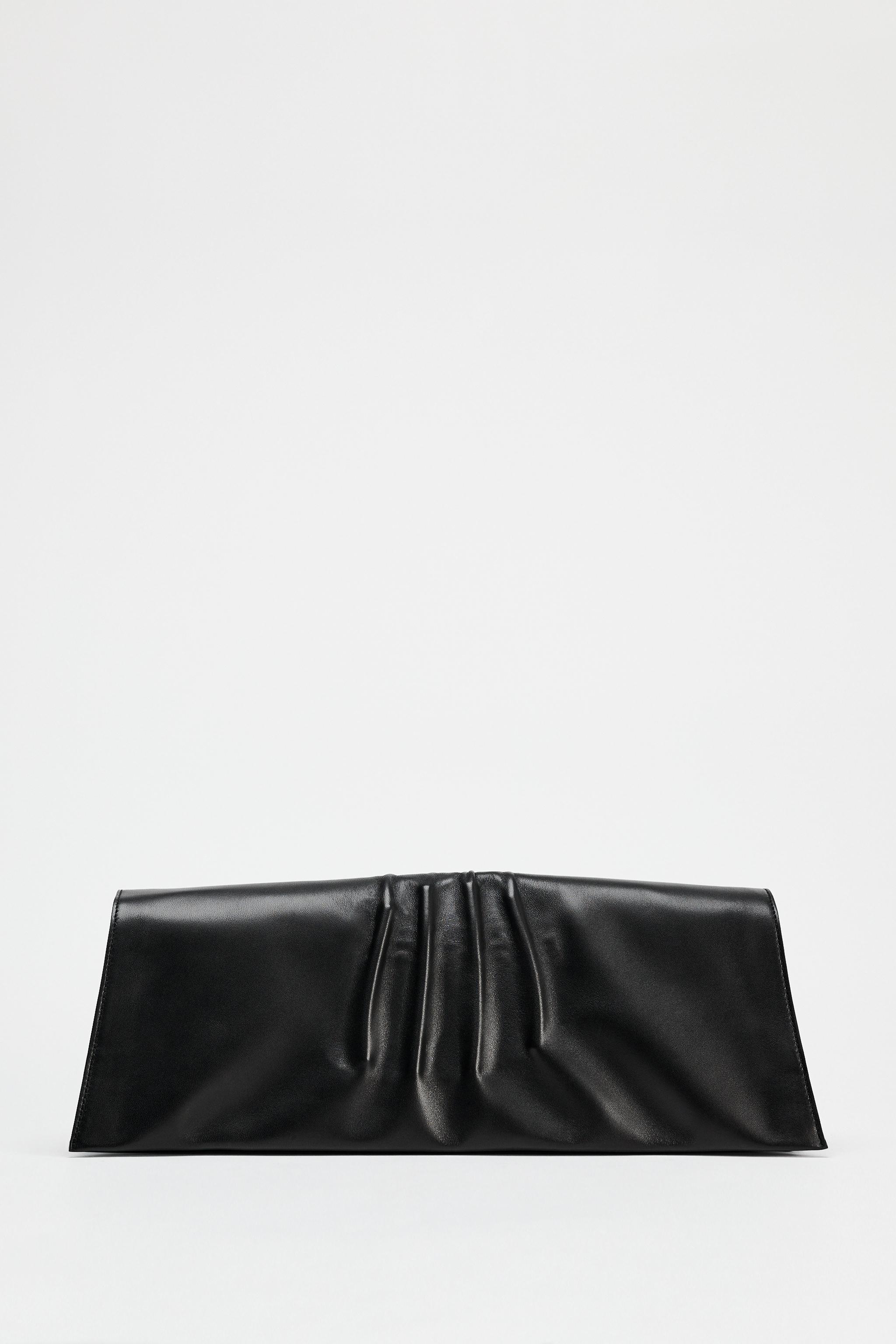 LONG LEATHER BAG Product Image