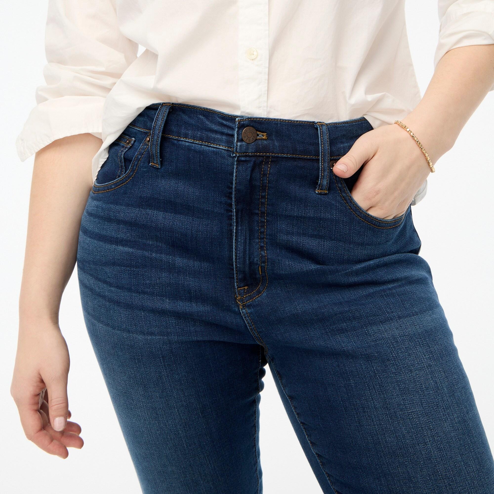 9" mid-rise skinny jean in signature stretch Product Image