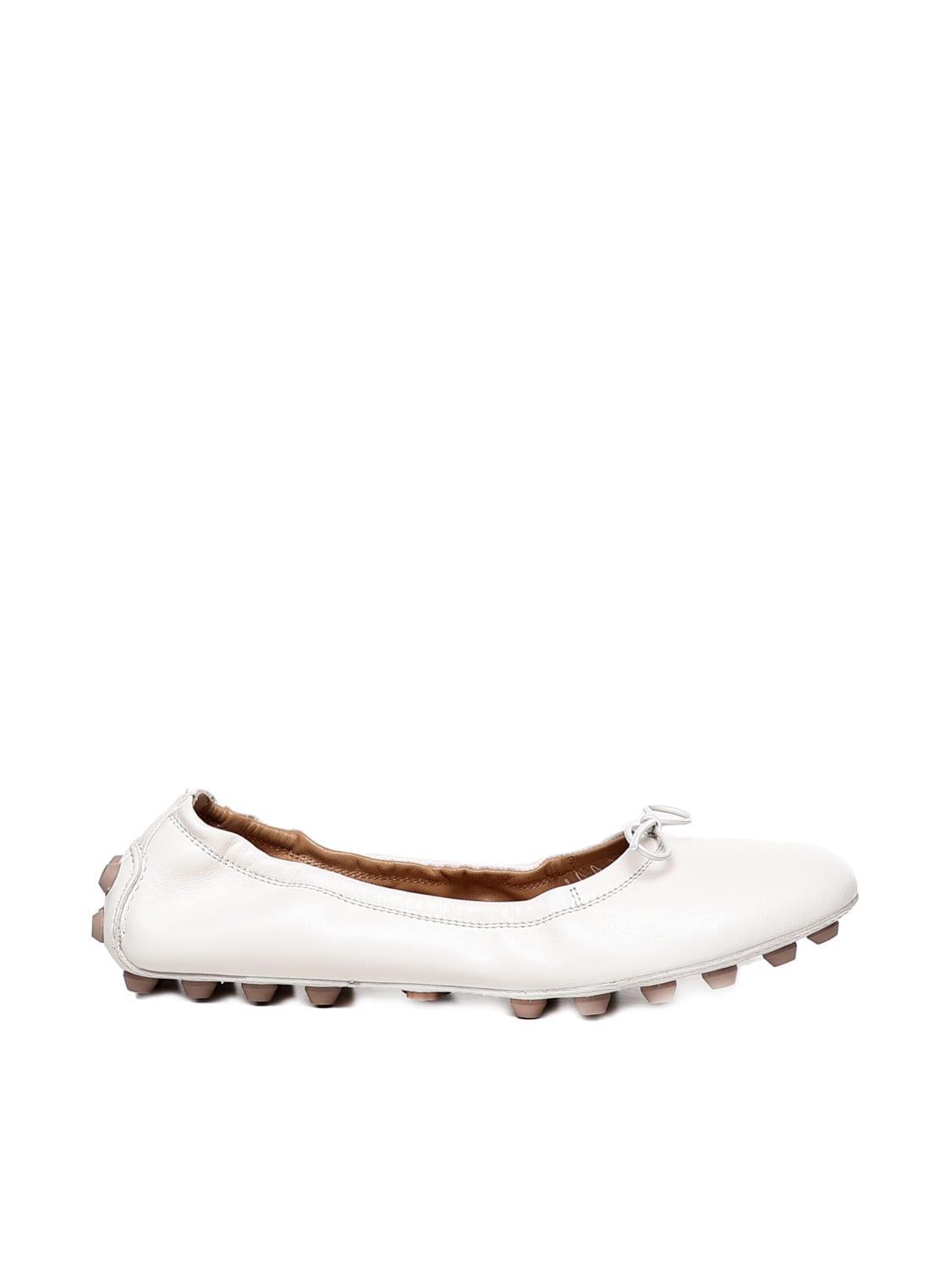 TOD'S Bubble Ballet Flats In Leather In Yogurt Product Image