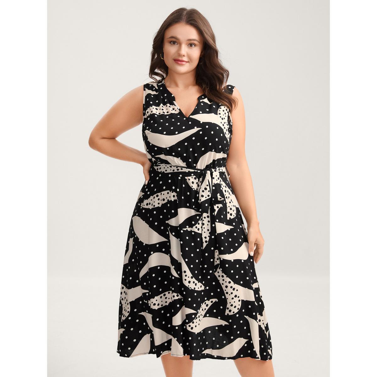 Plus Size Geometric Print Pleated Midi Dress BlackFlower Women Flat collar Sleeveless Curvy BloomChic 18-20/2X Product Image