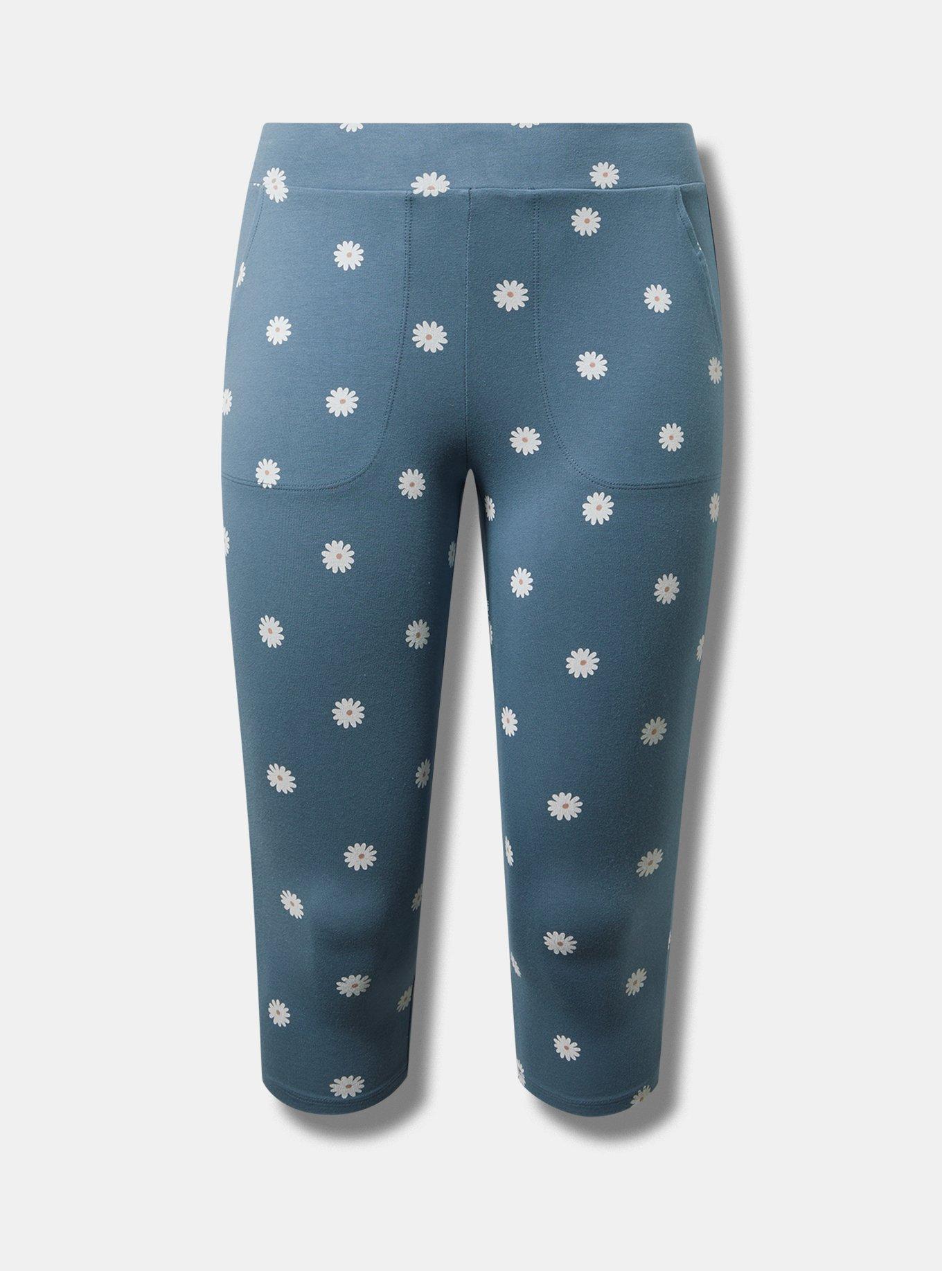 Pedal Pusher Pocket Legging Product Image