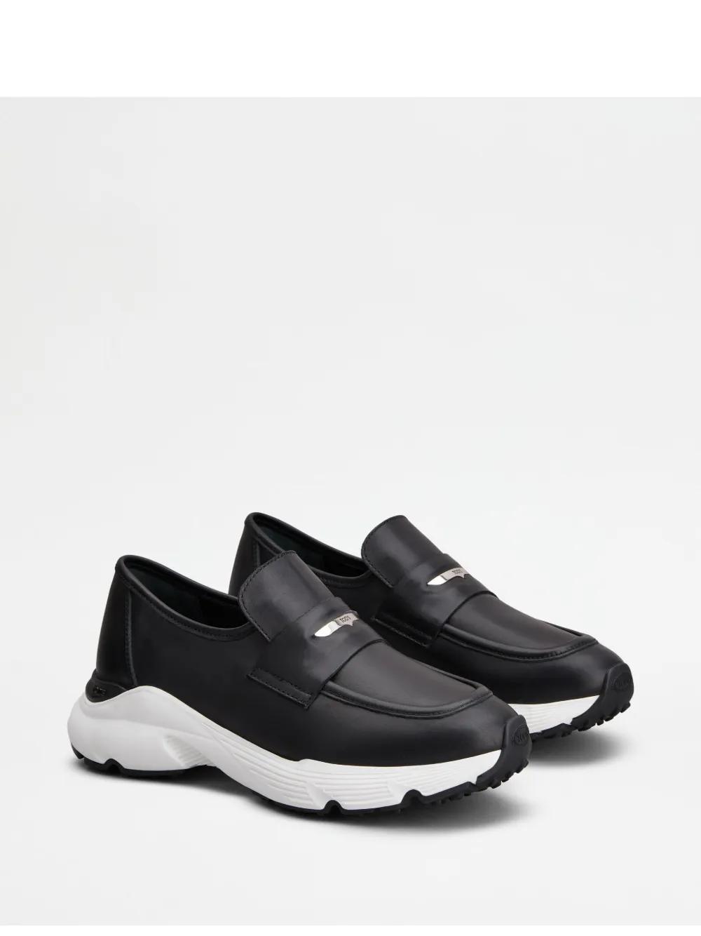 TOD'S Leather Loafers In Black Product Image