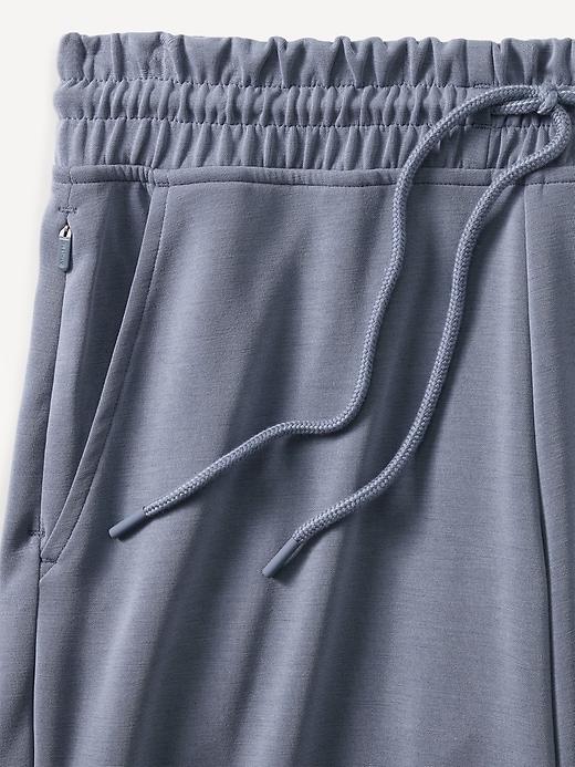 Seasoft Mid Rise Straight Pant Product Image