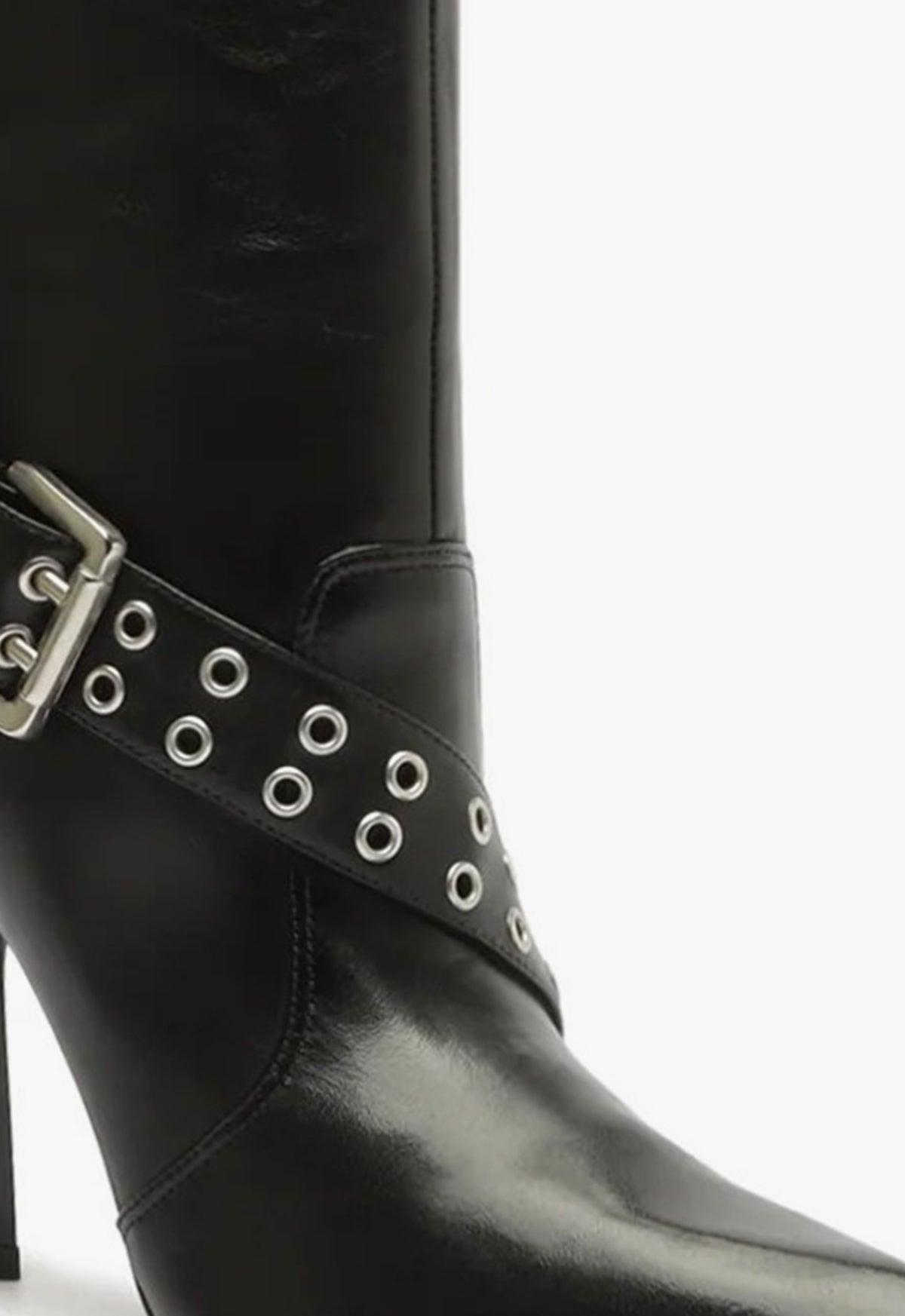 Jess Boot Product Image