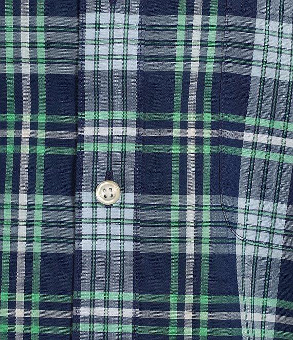 Gold Label Roundtree & Yorke Non-Iron Short Sleeve Plaid Sport Shirt Product Image